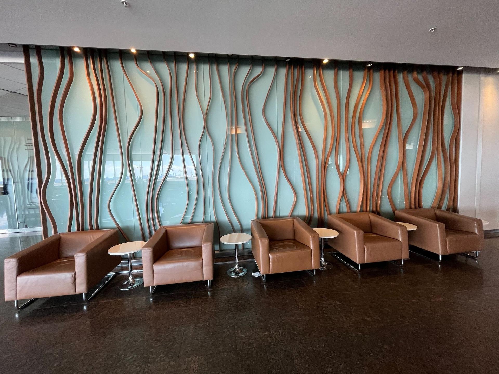 Air Canada Maple Leaf Lounge image 40 of 41