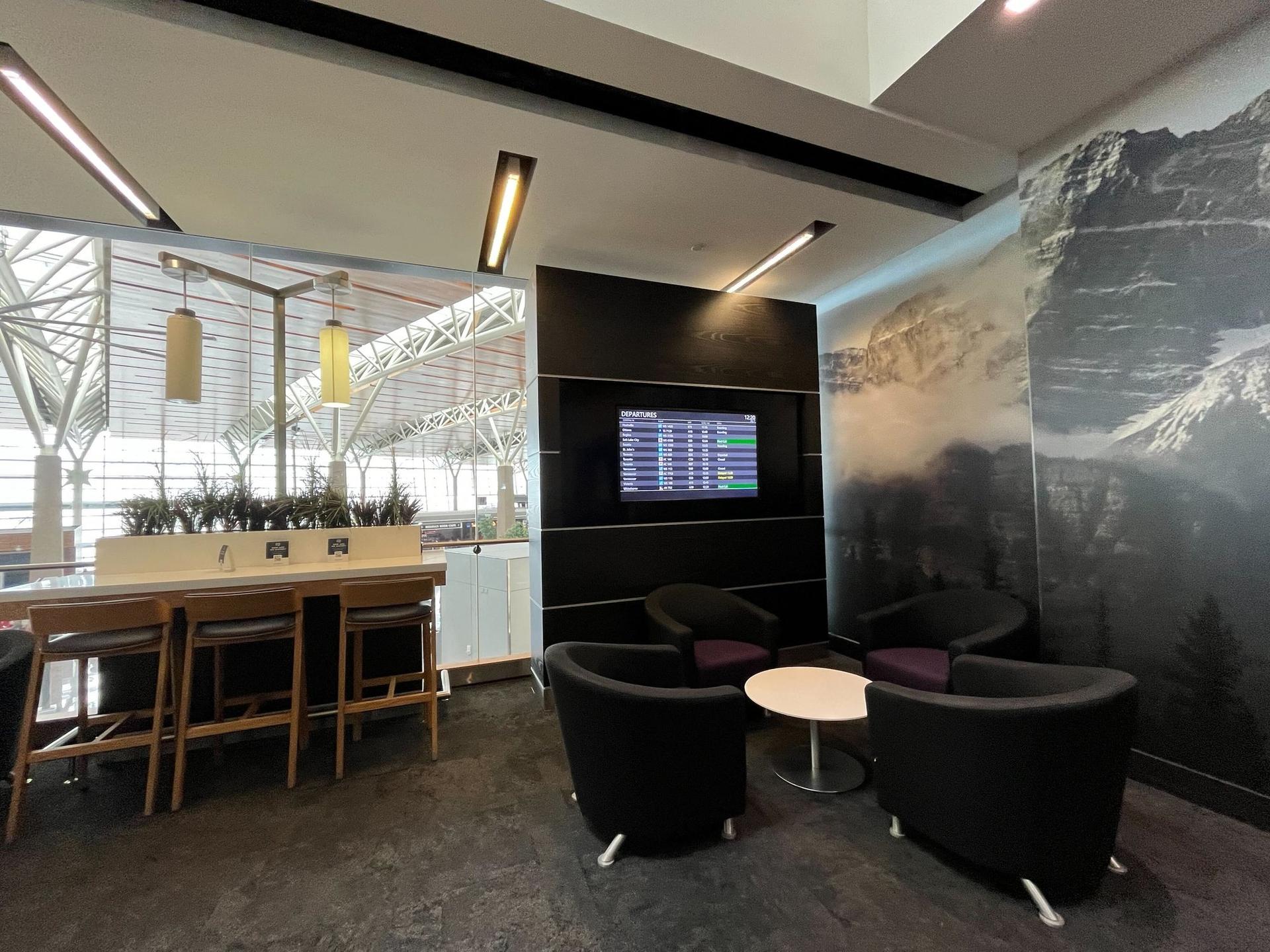 Aspire Lounge (Transborder) image 6 of 50