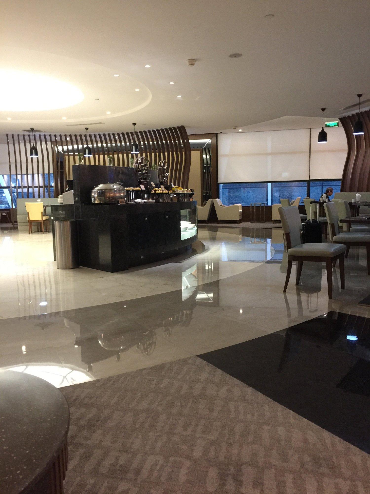 No. 71 Air China First Class Lounge image 4 of 10