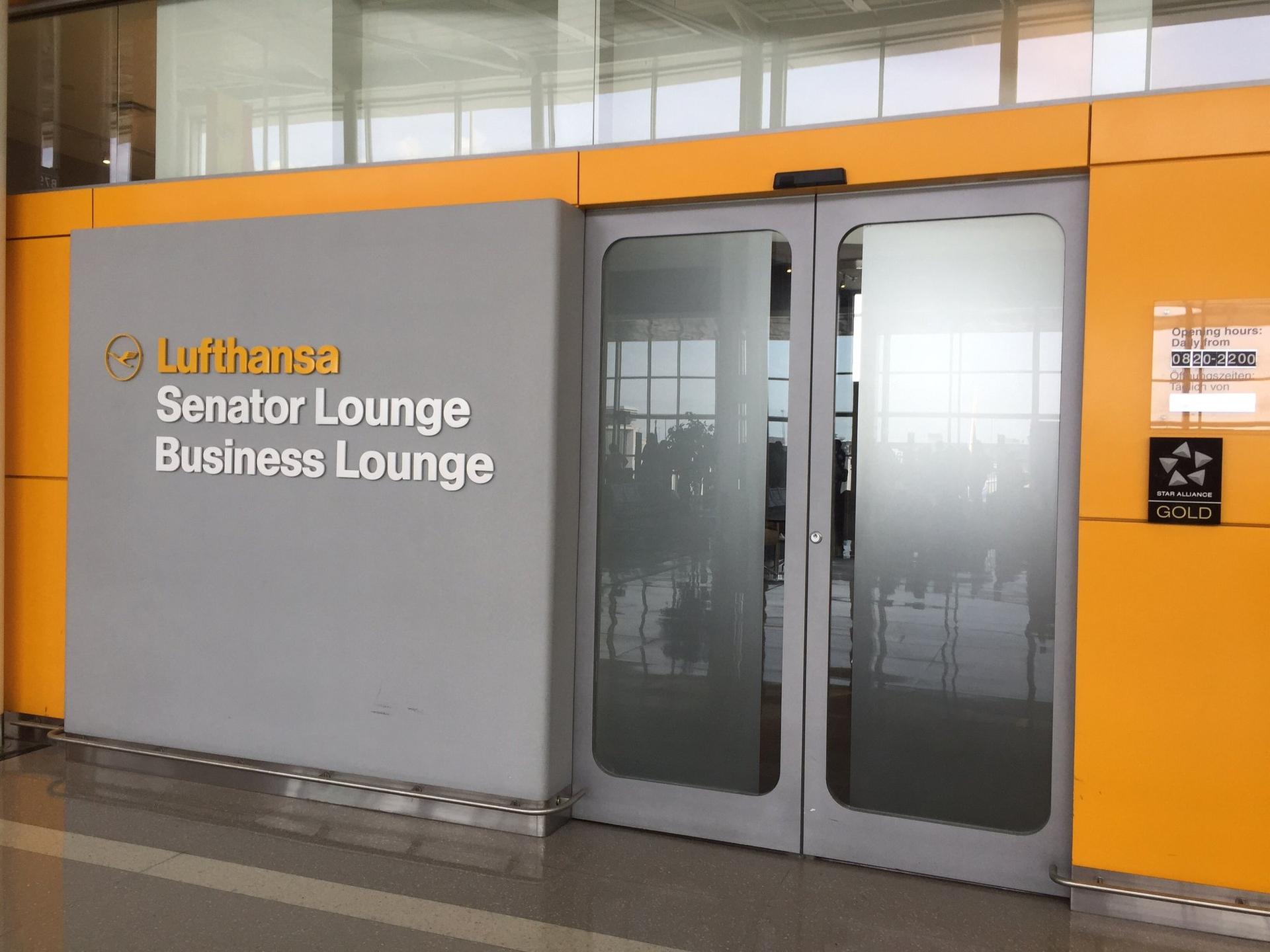 Lufthansa Business Lounge image 23 of 35