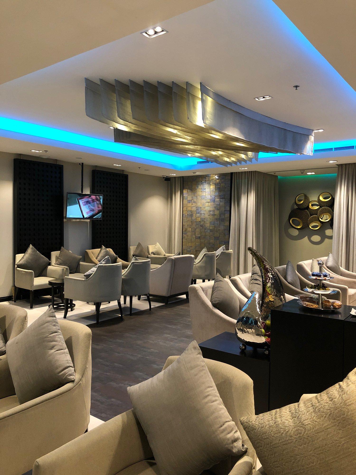 Oman Air First and Business Class Lounge image 28 of 50