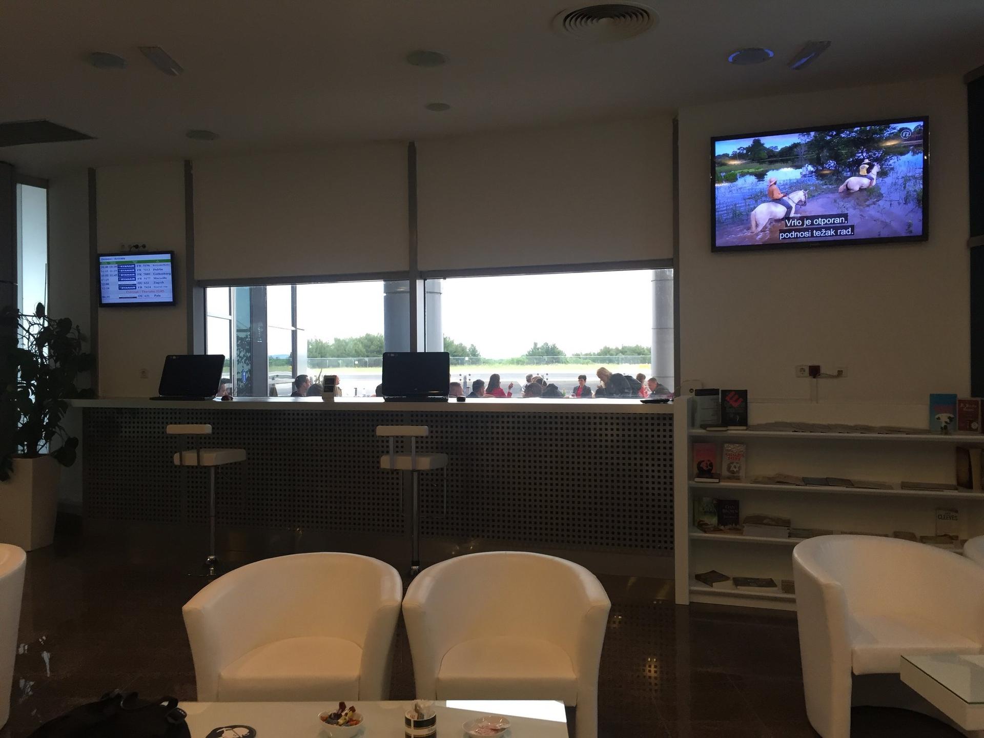Zadar Airport Business Lounge image 1 of 11