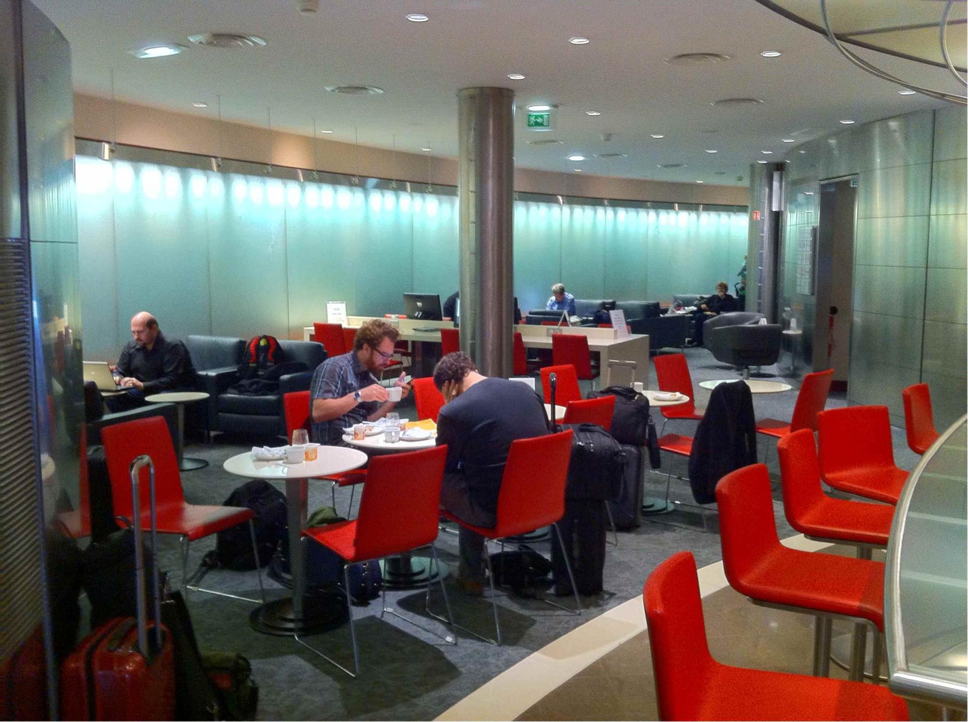 Air Canada Maple Leaf Lounge image 14 of 64