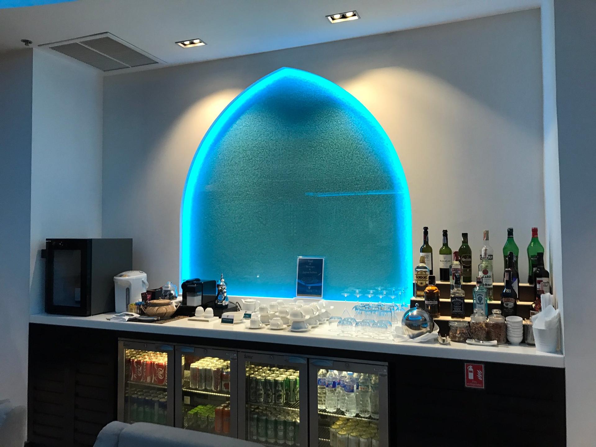 Oman Air First and Business Class Lounge image 15 of 50