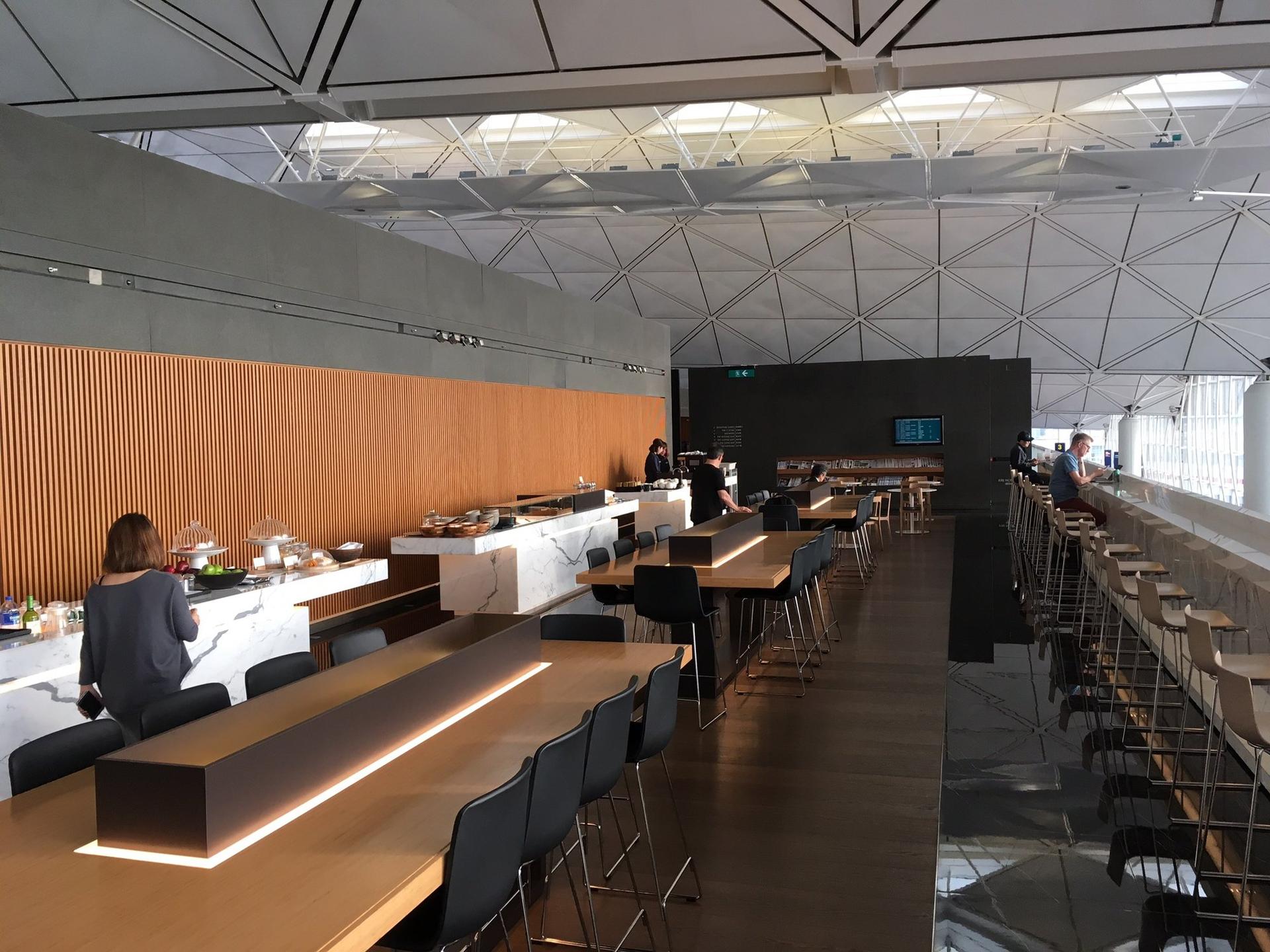 Cathay Pacific The Wing First Class Lounge image 88 of 89