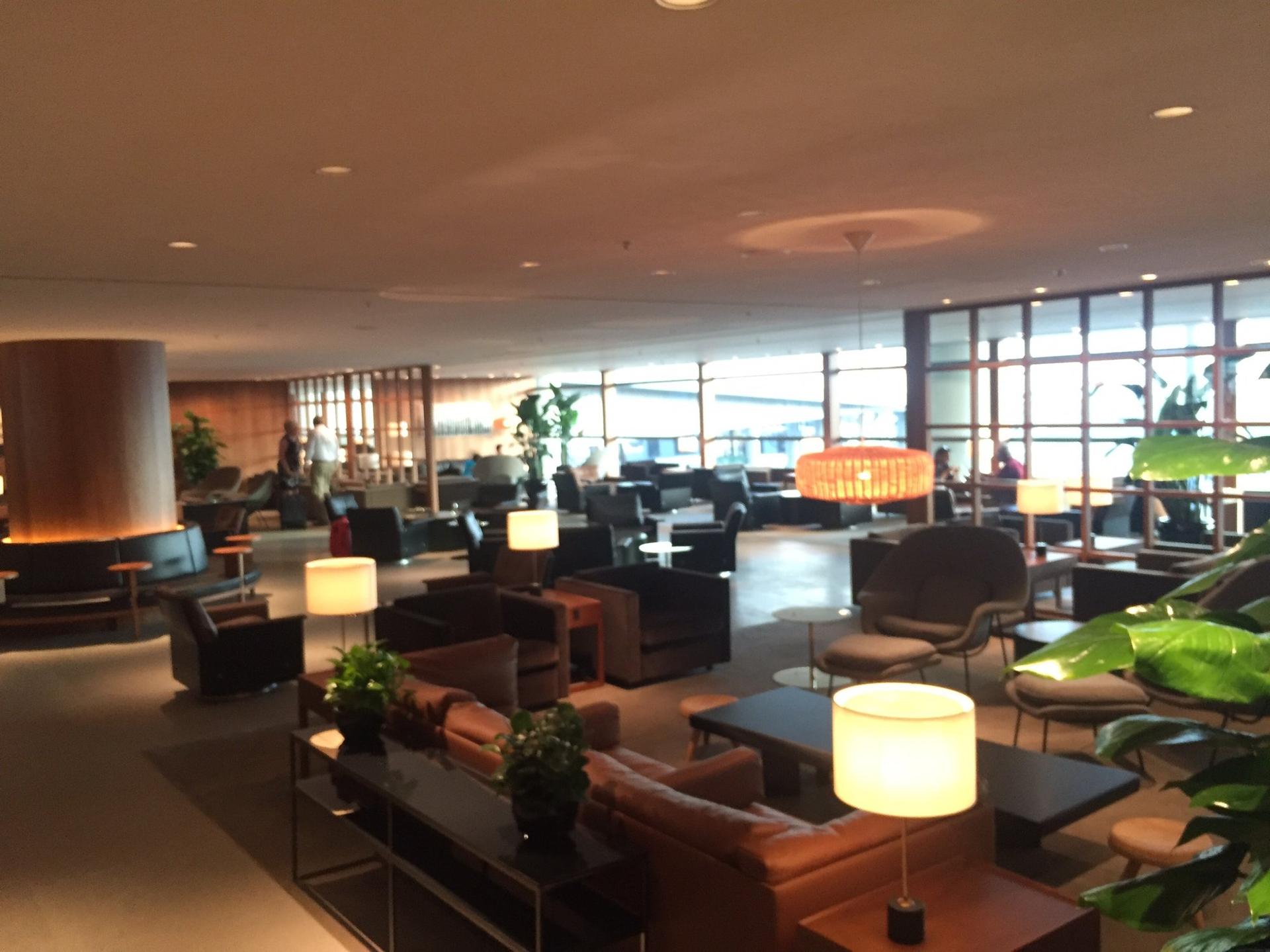 Cathay Pacific The Pier Business Class Lounge image 19 of 61