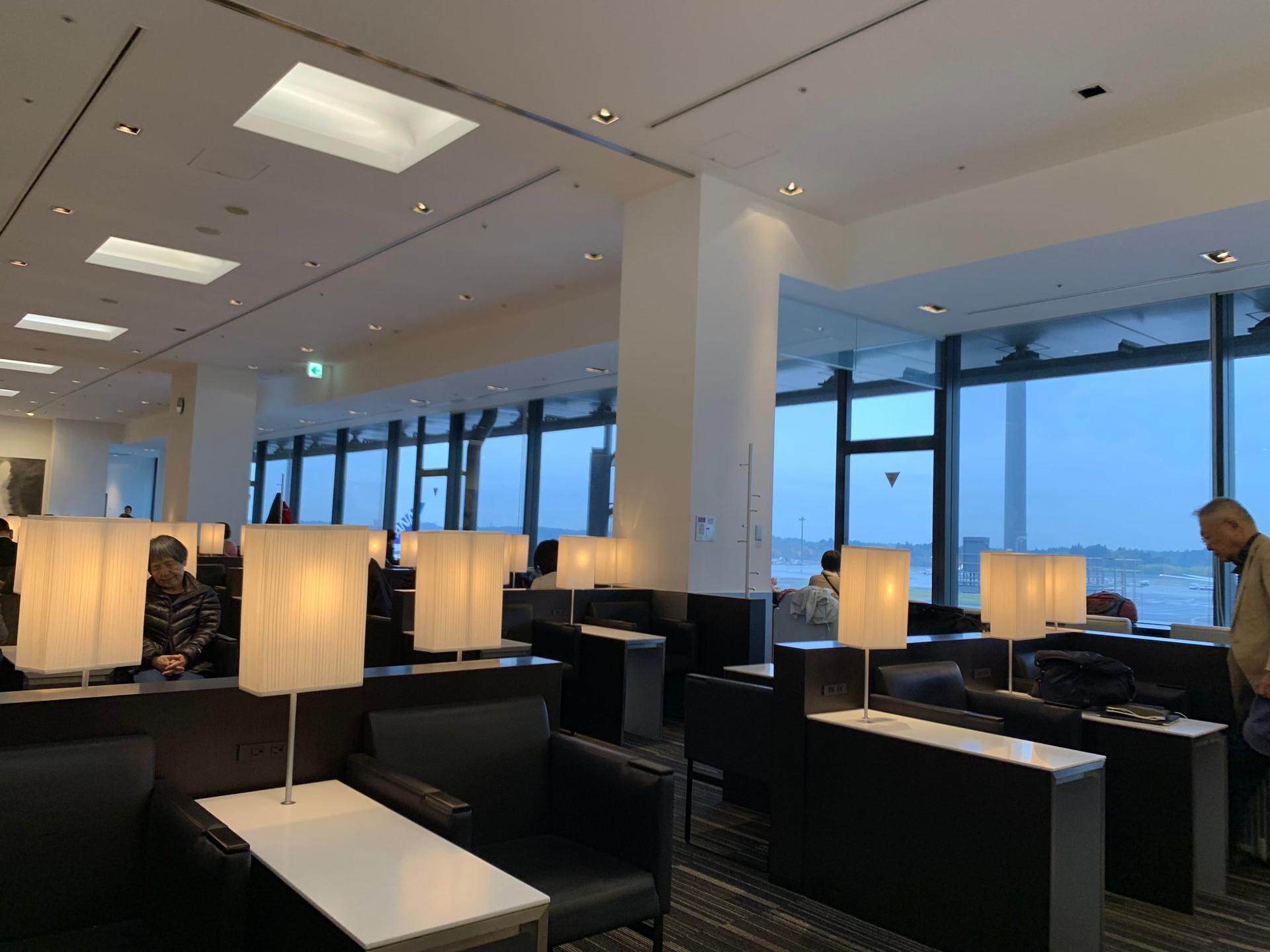 All Nippon Airways ANA Lounge  image 36 of 36