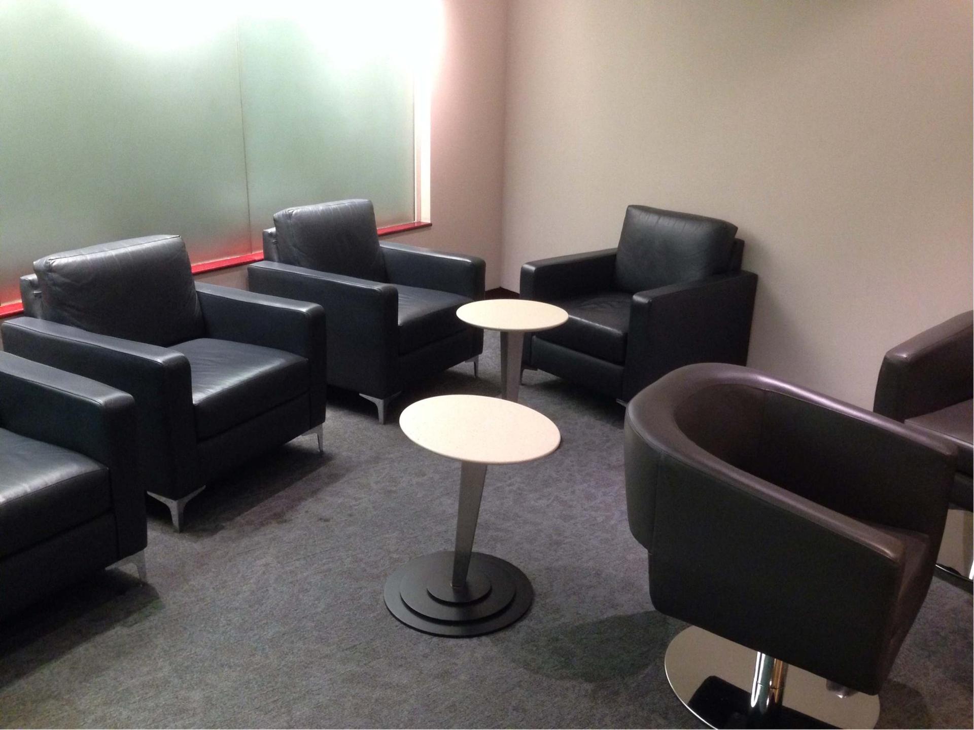 Air Canada Maple Leaf Lounge image 19 of 64