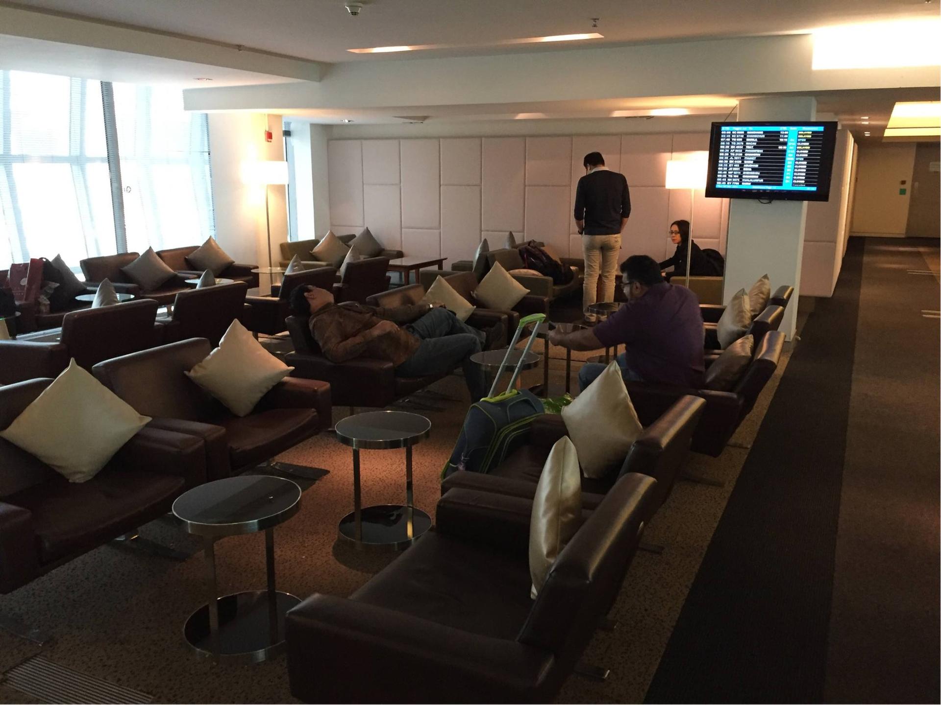 Miracle First and Business Class Lounge (A) image 19 of 28