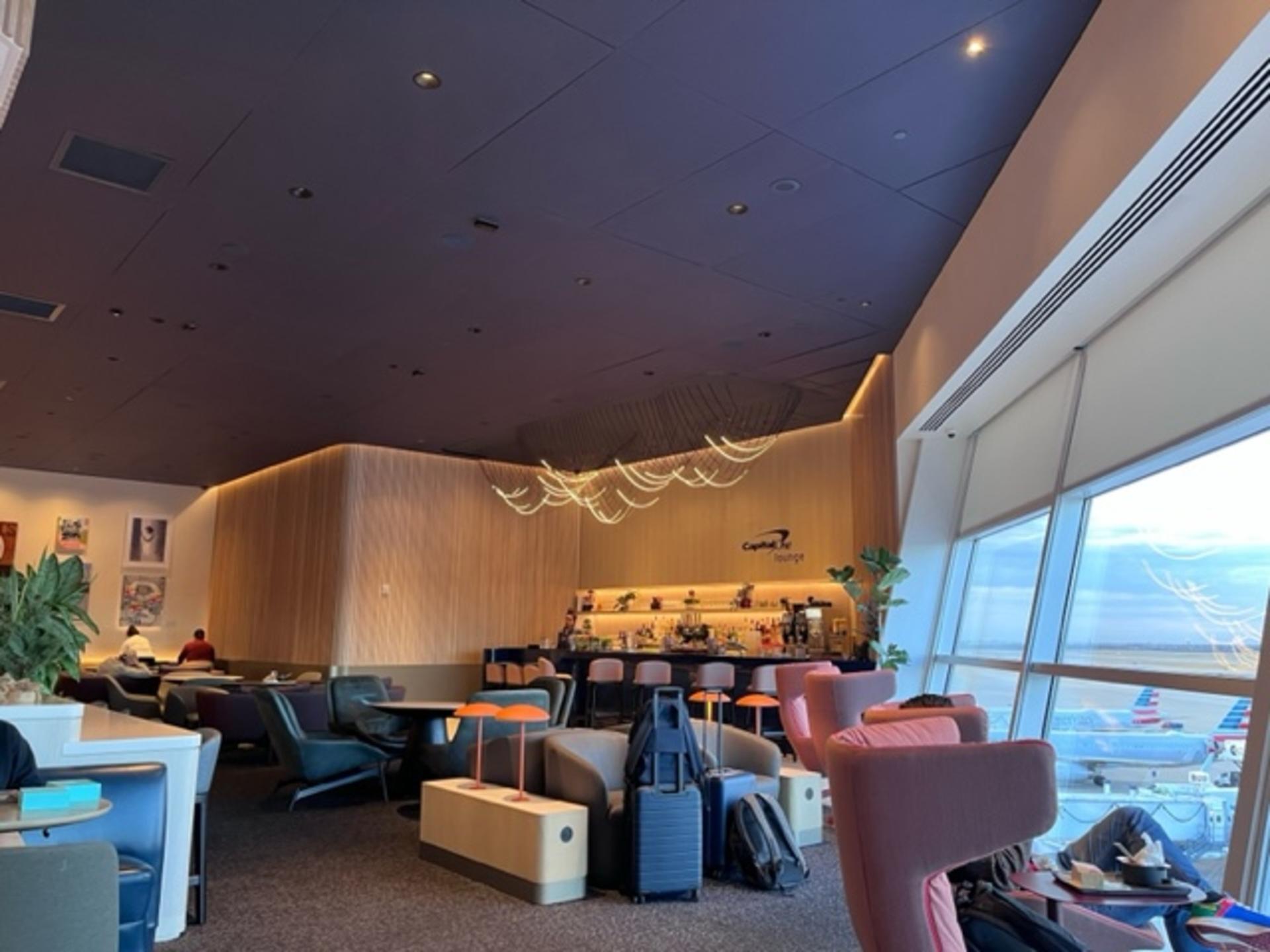 Capital One Lounge at Dallas Fort Worth Int'l Airport [Review]