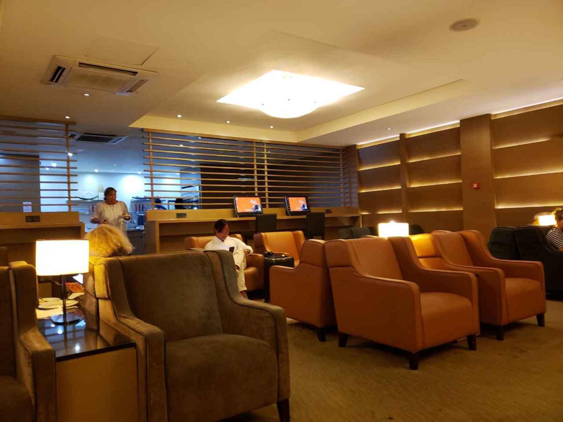 Photos Airport Velana Terminal, Leeli Lounge MLE: - & Reviews International LoungeBuddy International |