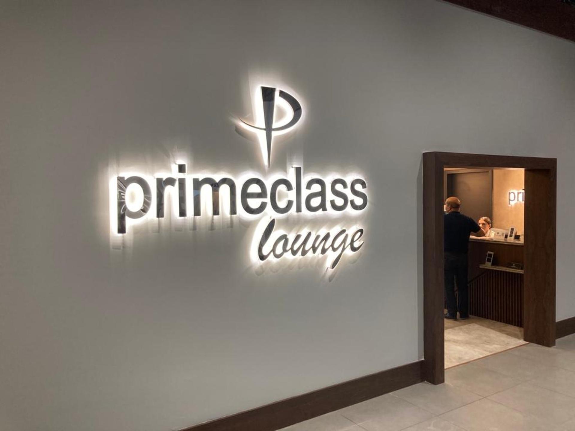 Primeclass Business Lounge image 5 of 5