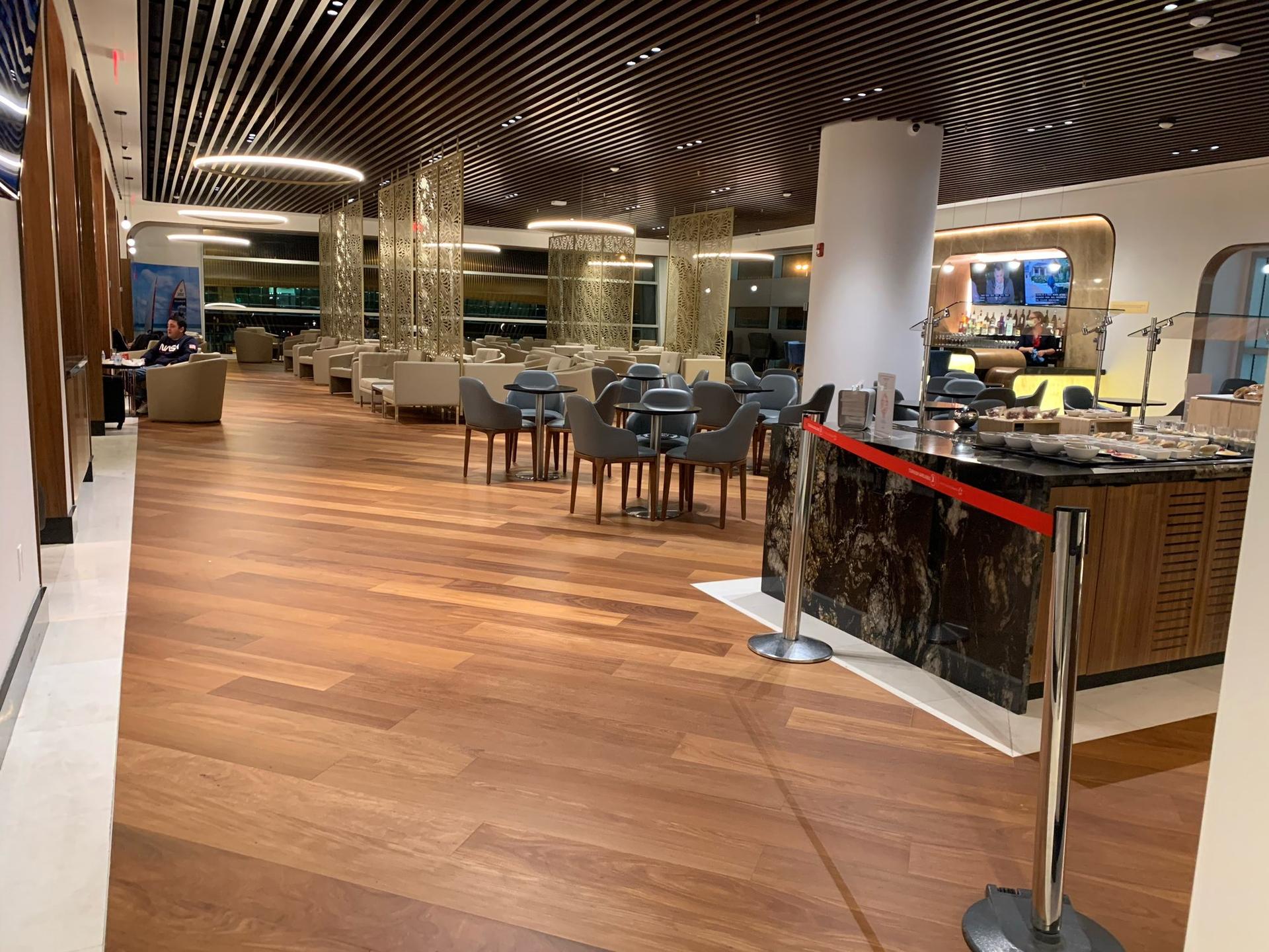 Turkish Airlines Lounge image 2 of 8