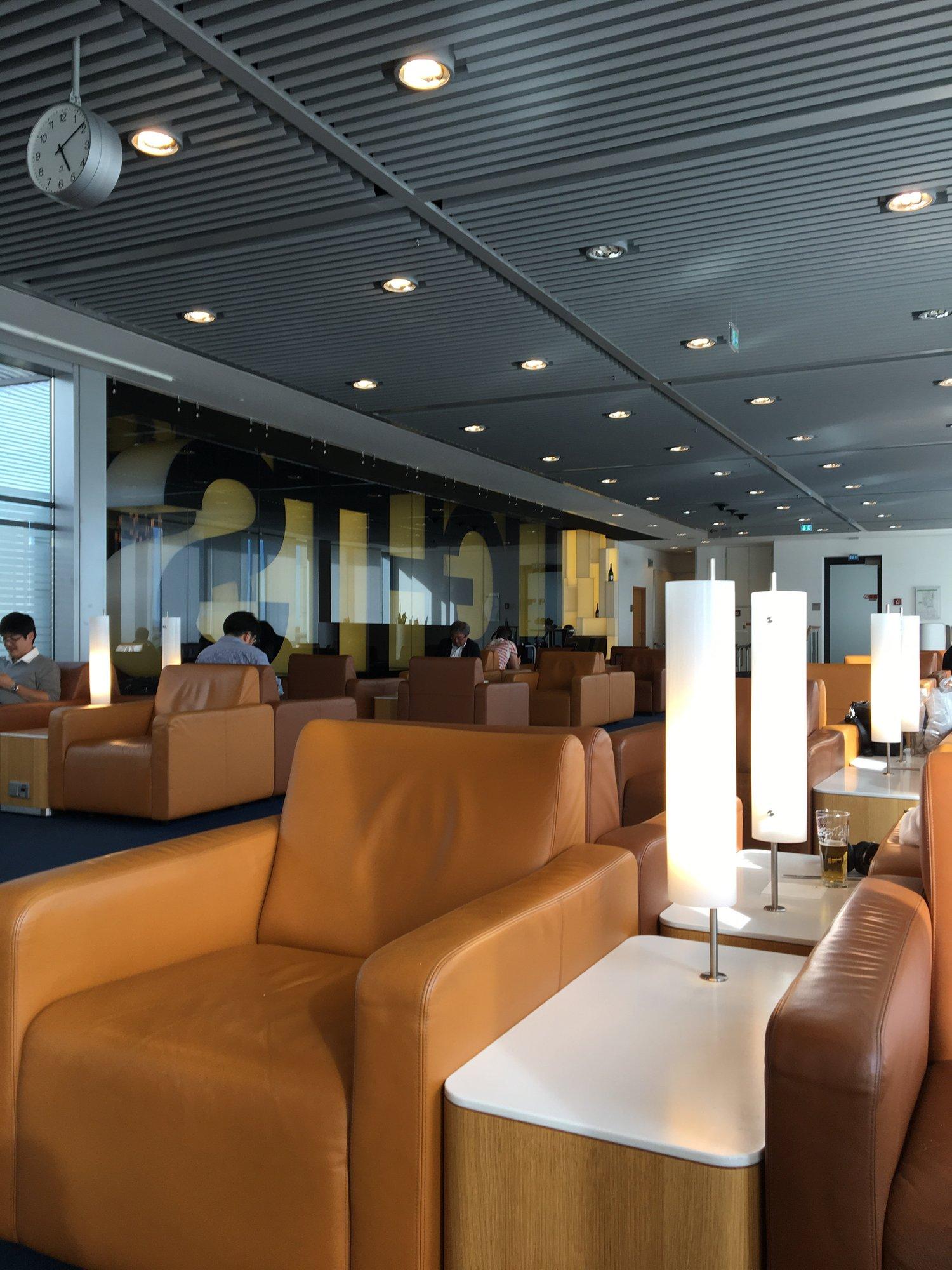 Lufthansa Senator Lounge (Non-Schengen) image 14 of 20
