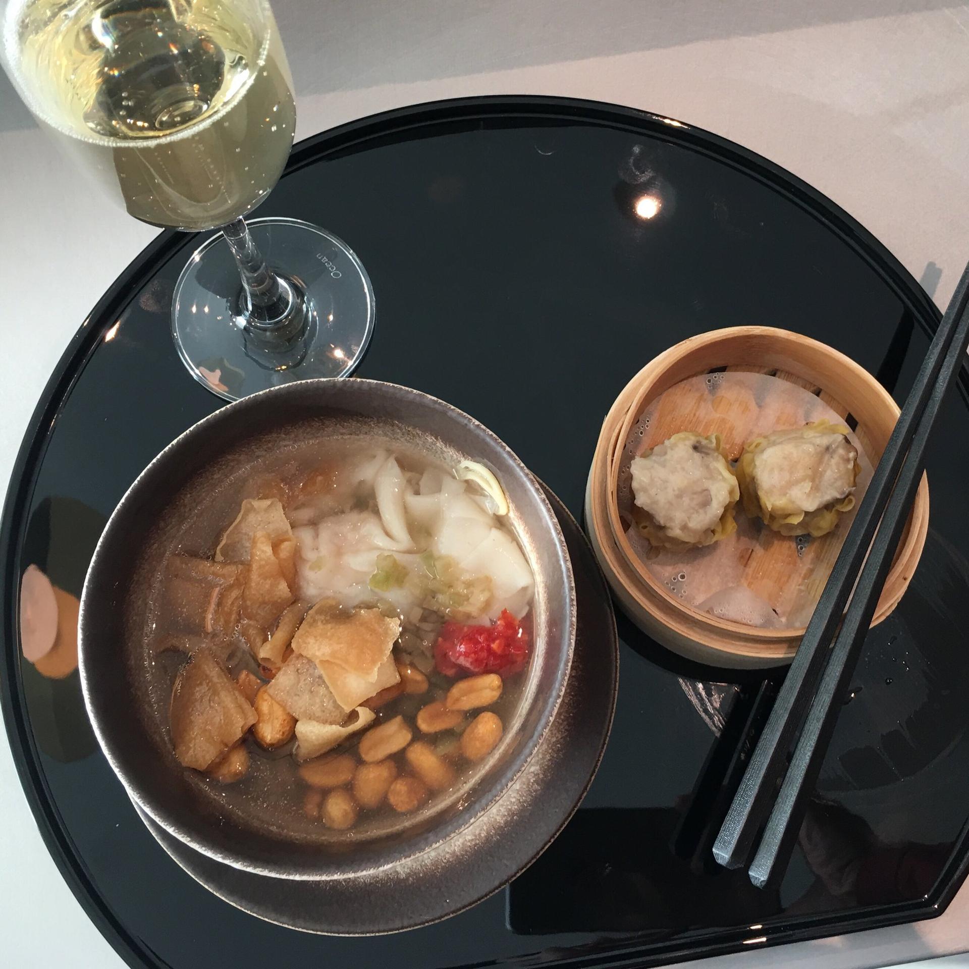 Cathay Pacific First Class Lounge image 15 of 17