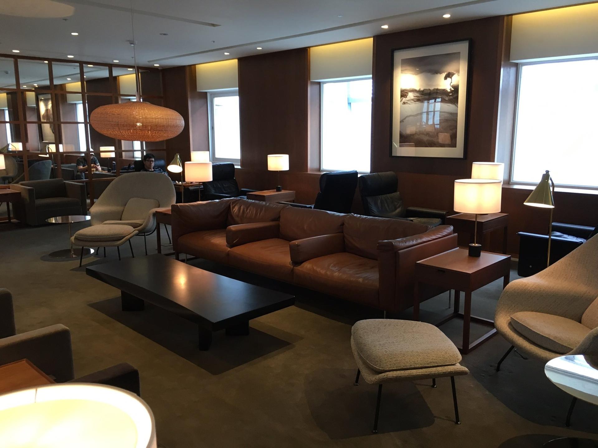 Cathay Pacific Lounge image 37 of 37