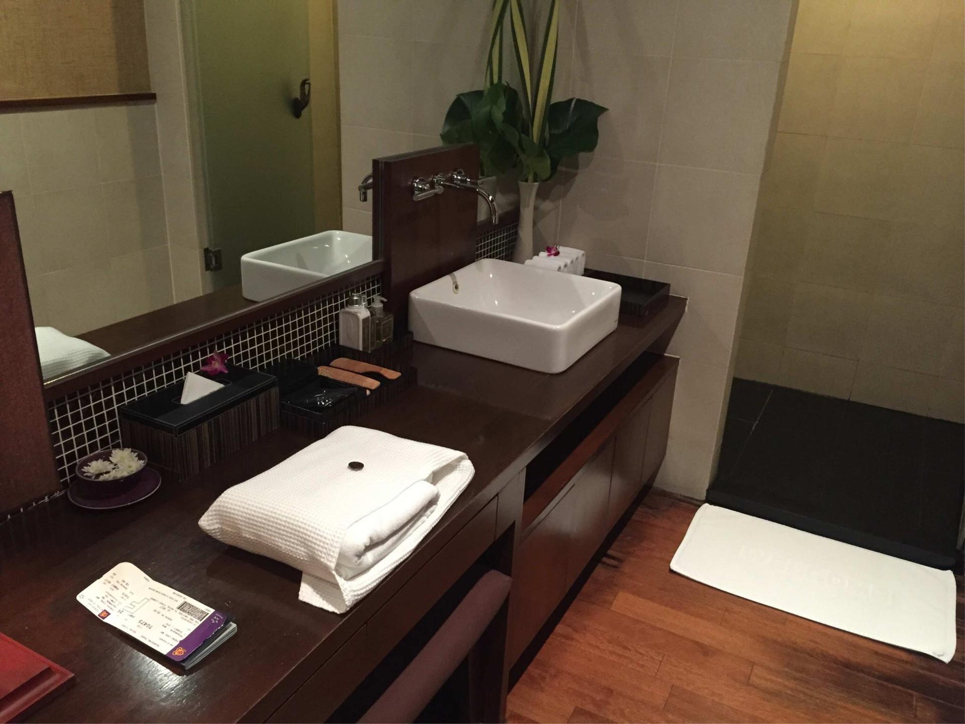Thai Airways Royal Orchid Spa  image 24 of 25