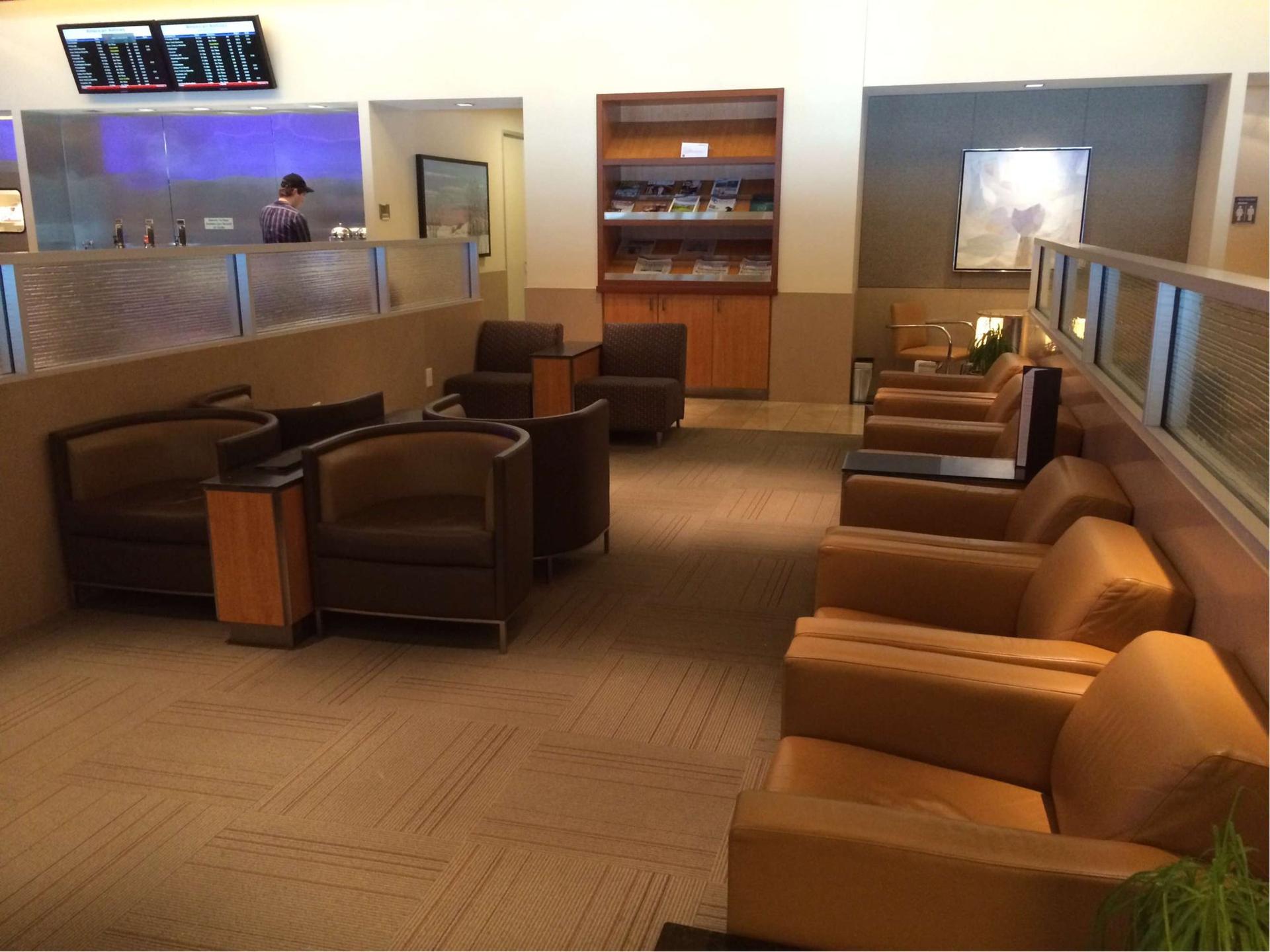 American Airlines Admirals Club image 2 of 31