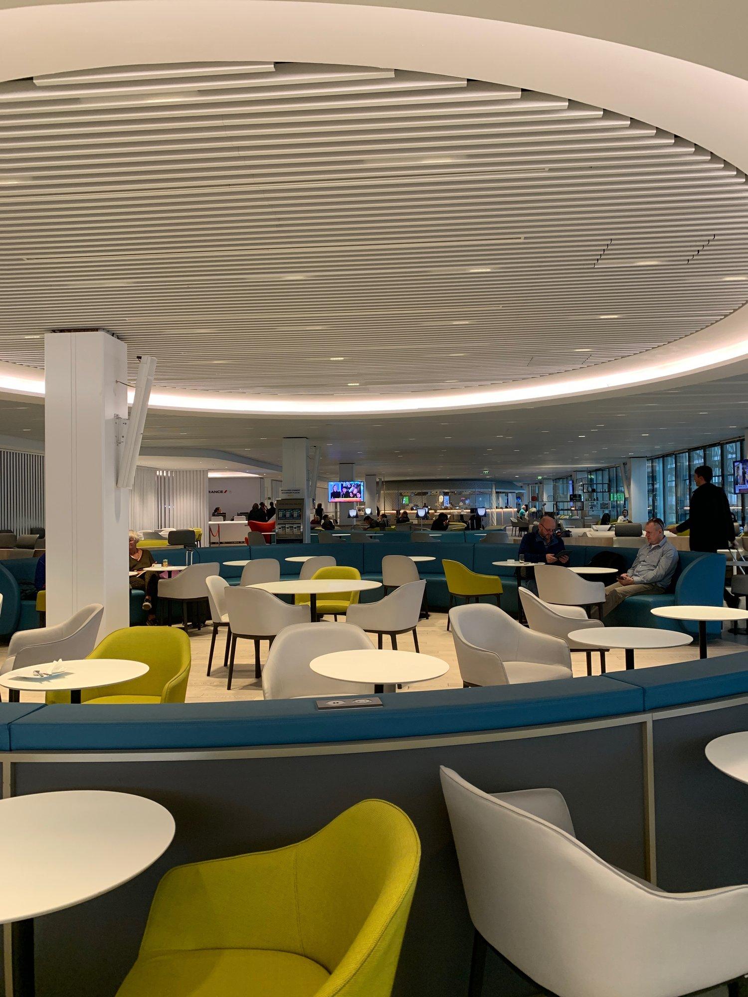 Air France Lounge (Concourse M) image 17 of 17