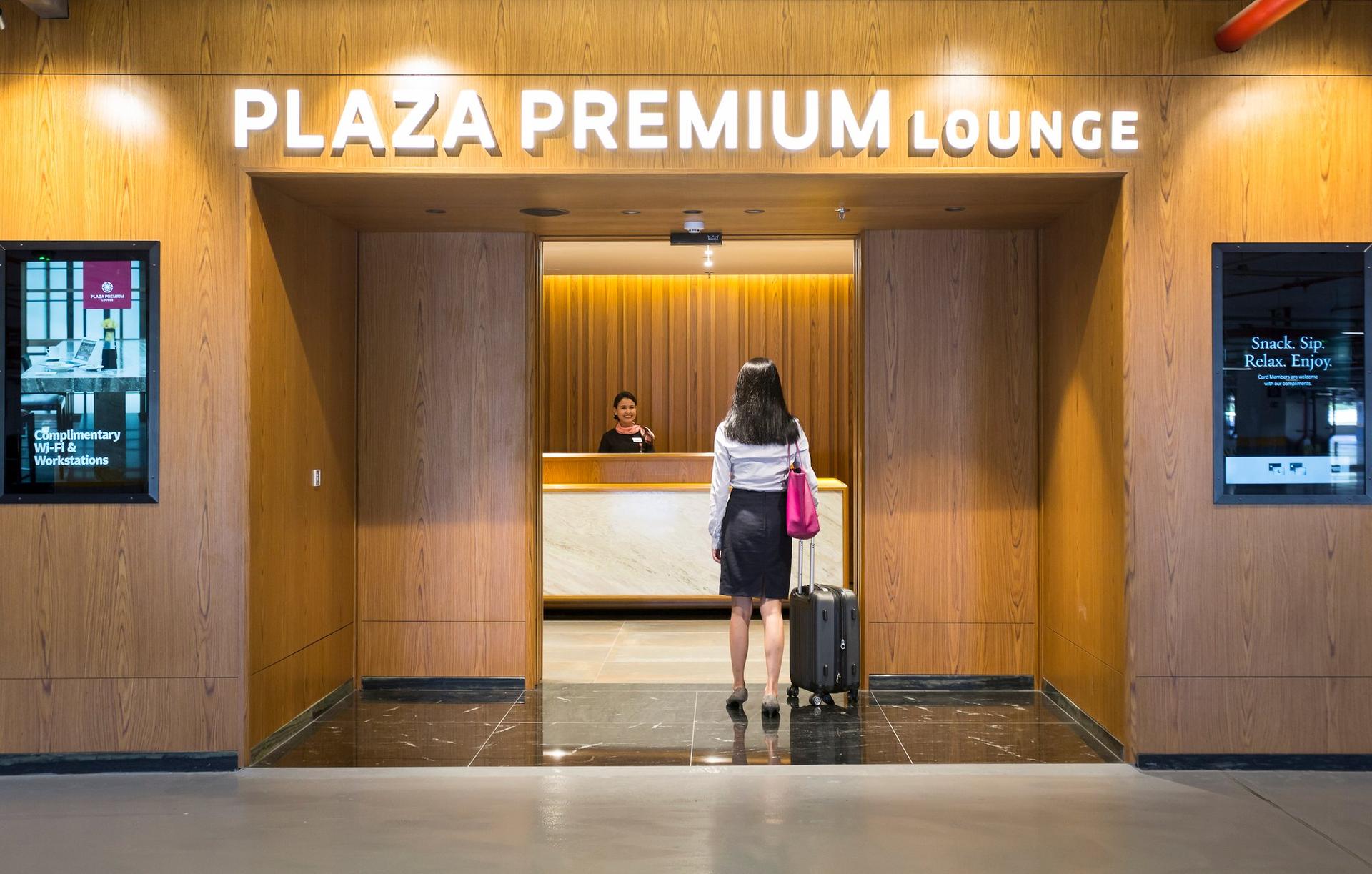 Plaza Premium Lounge (Arrivals) image 4 of 22