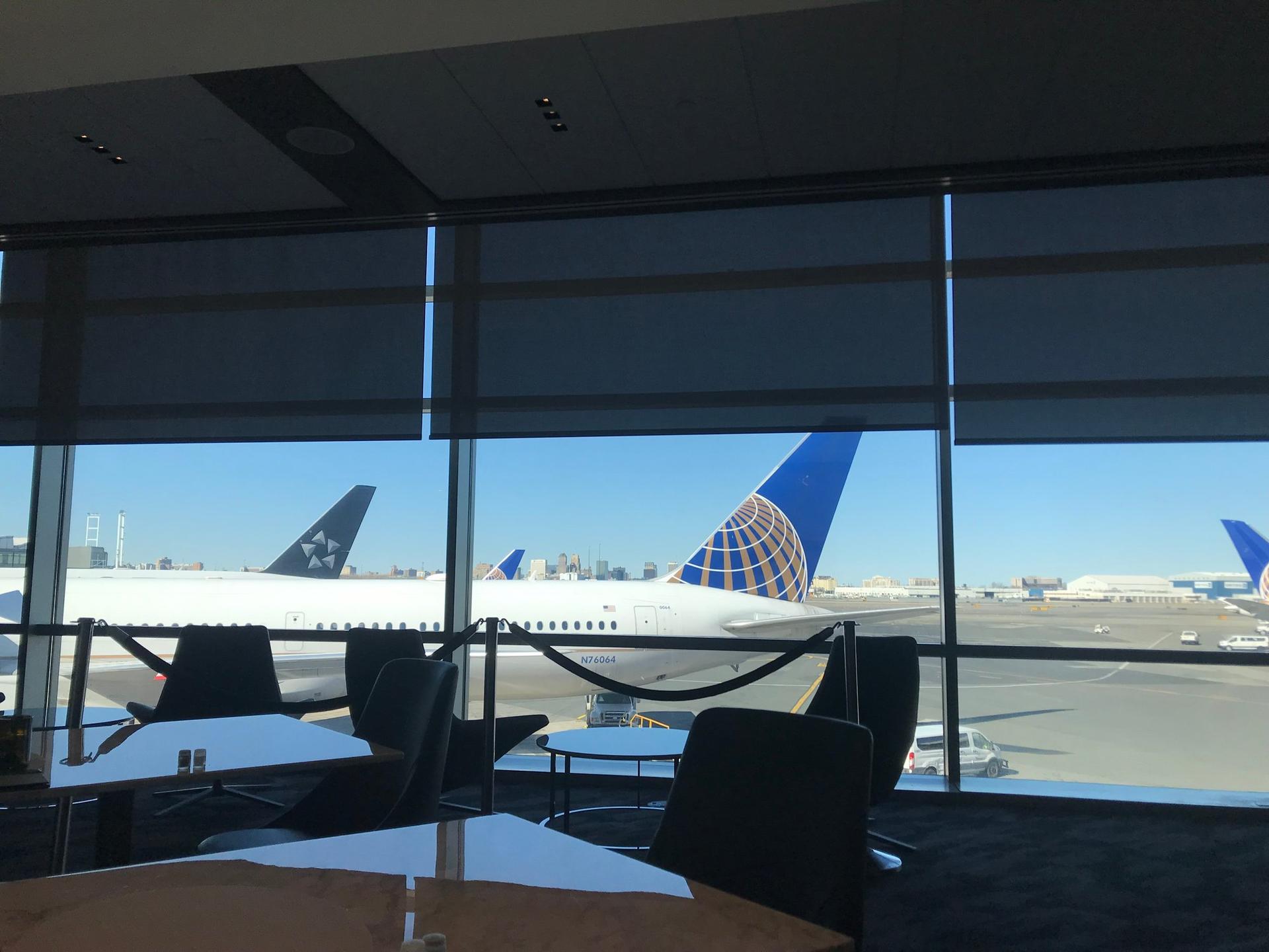United Airlines Polaris Lounge image 3 of 13