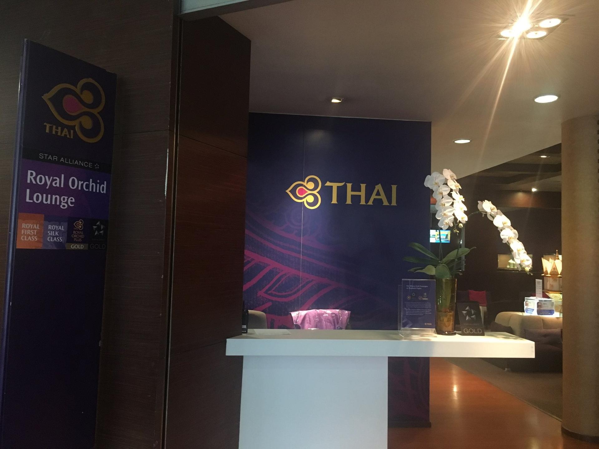 Thai Airways Royal Orchid Lounge image 11 of 22