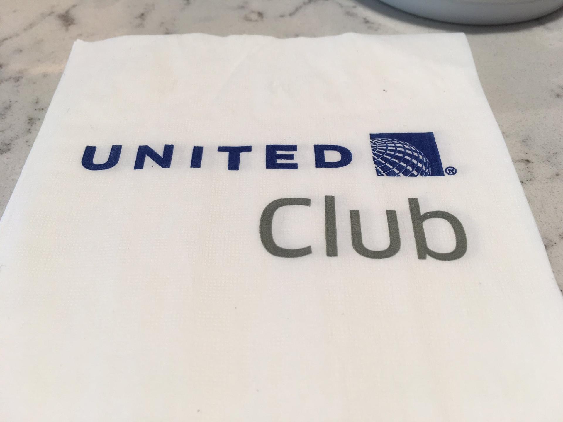 United Airlines United Club (Gate 71A) image 22 of 100