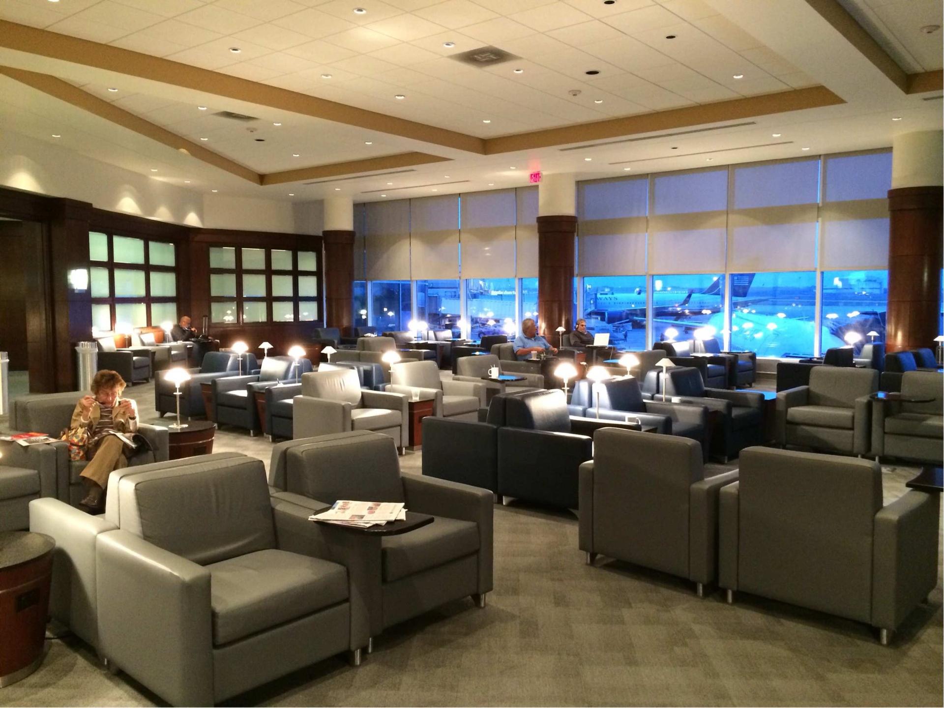 American Airlines Admirals Club image 4 of 37