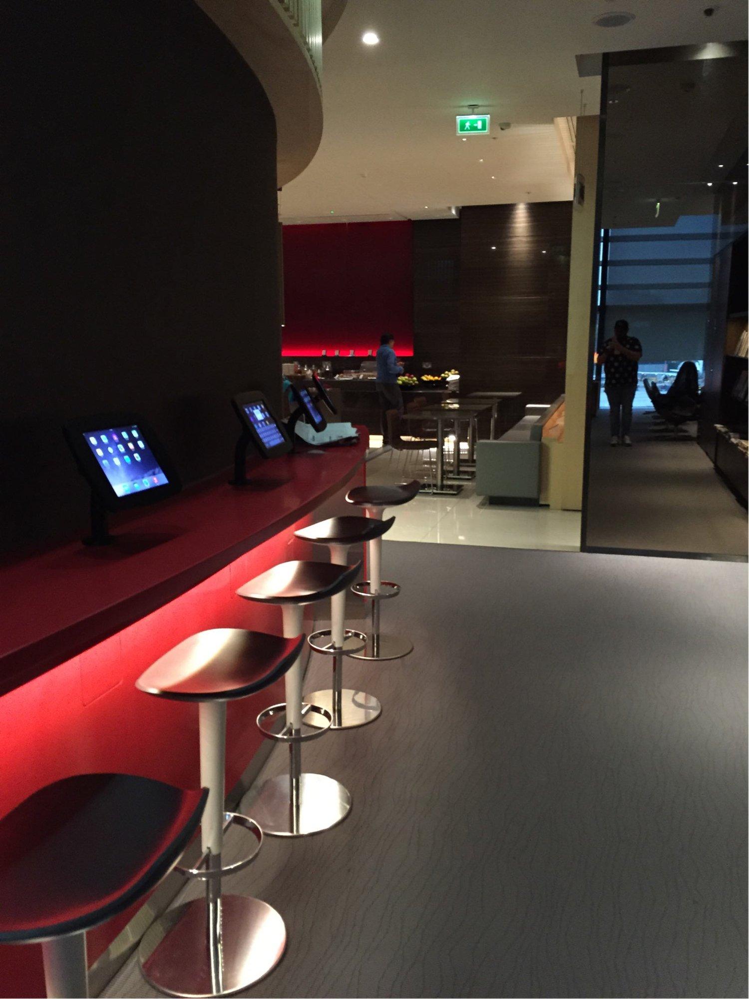 Air Canada Maple Leaf Lounge image 25 of 27
