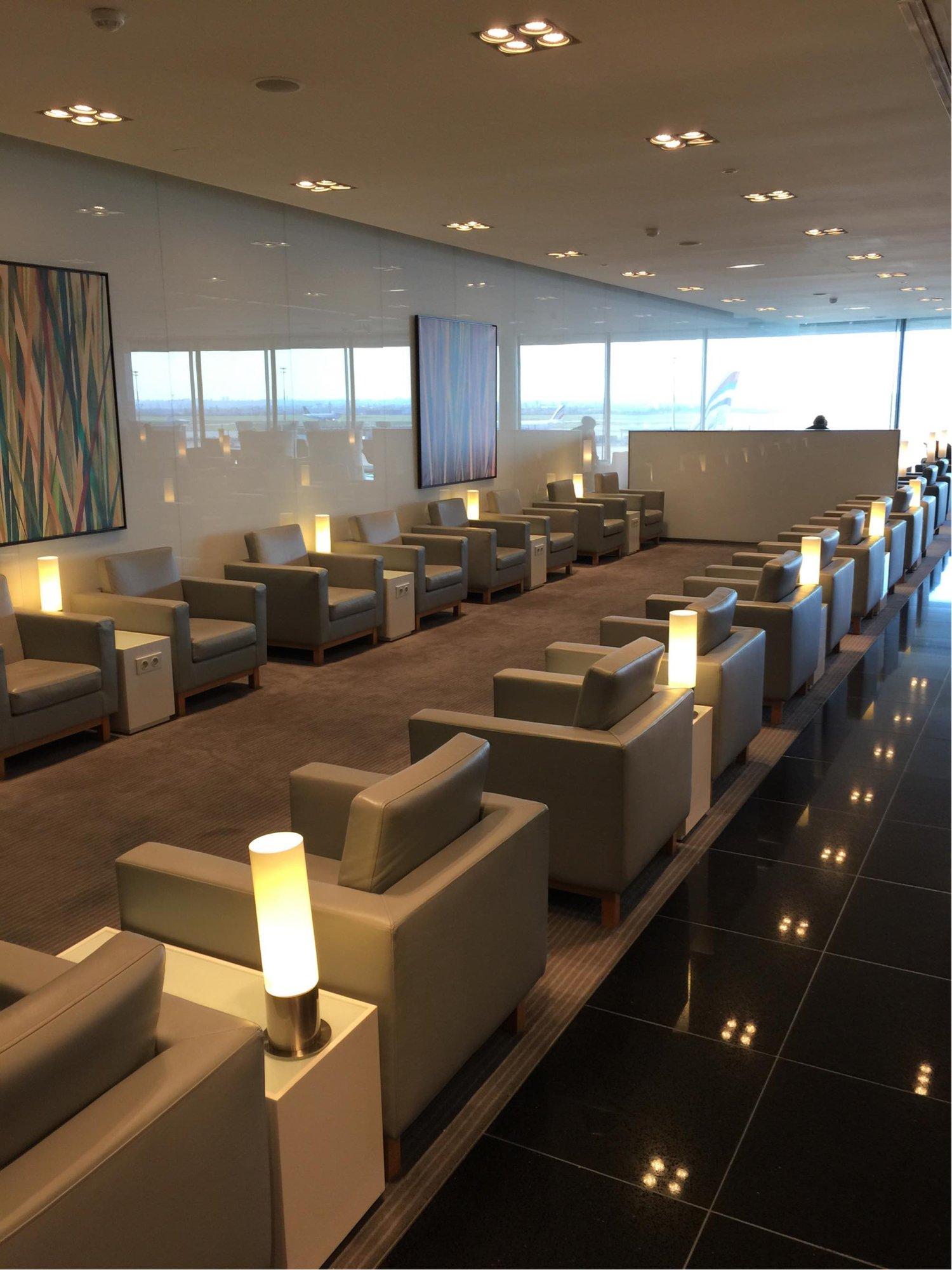 Cathay Pacific First and Business Class Lounge  image 21 of 29