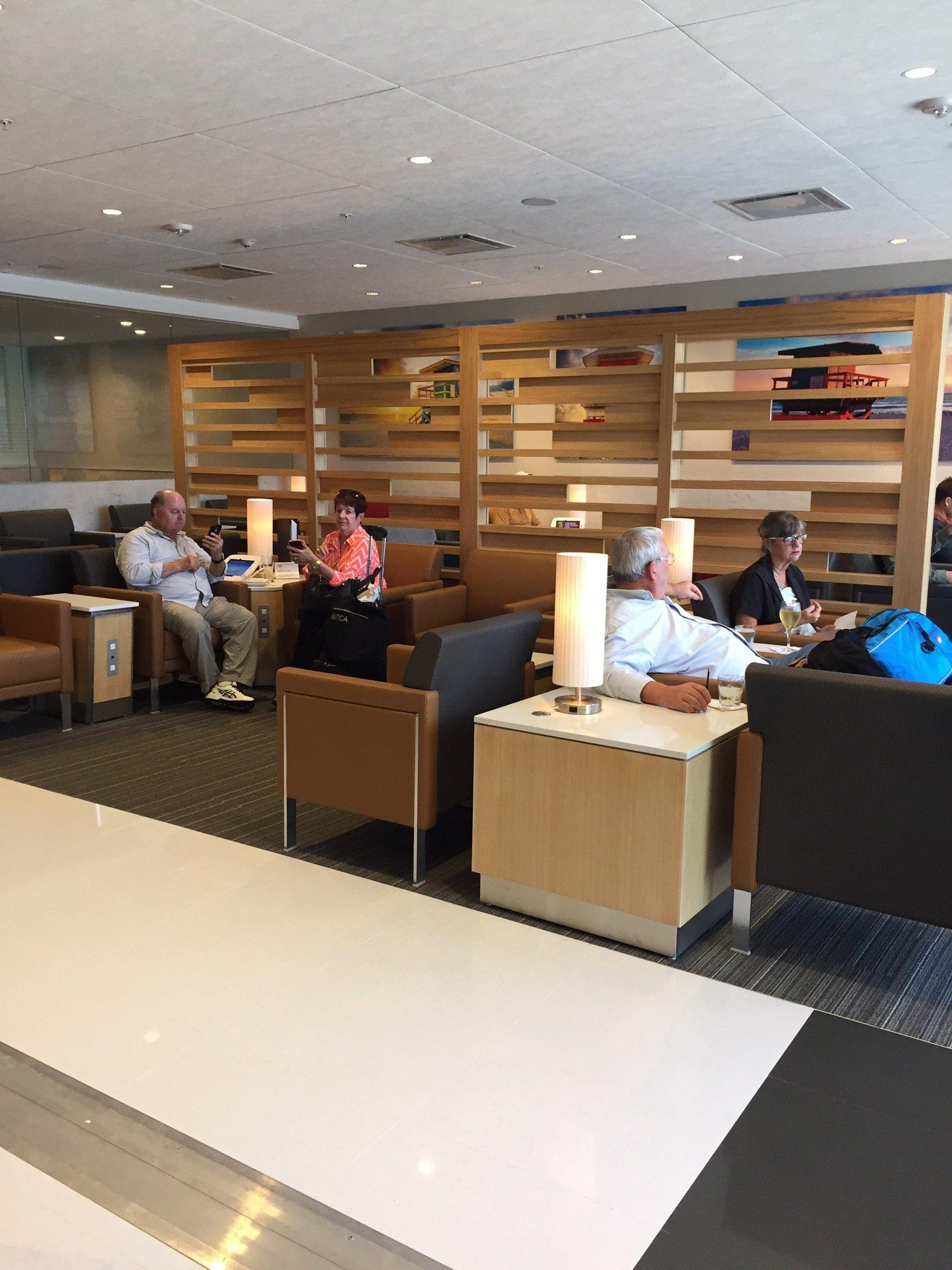 American Airlines Admirals Club (Gate D15) image 19 of 25