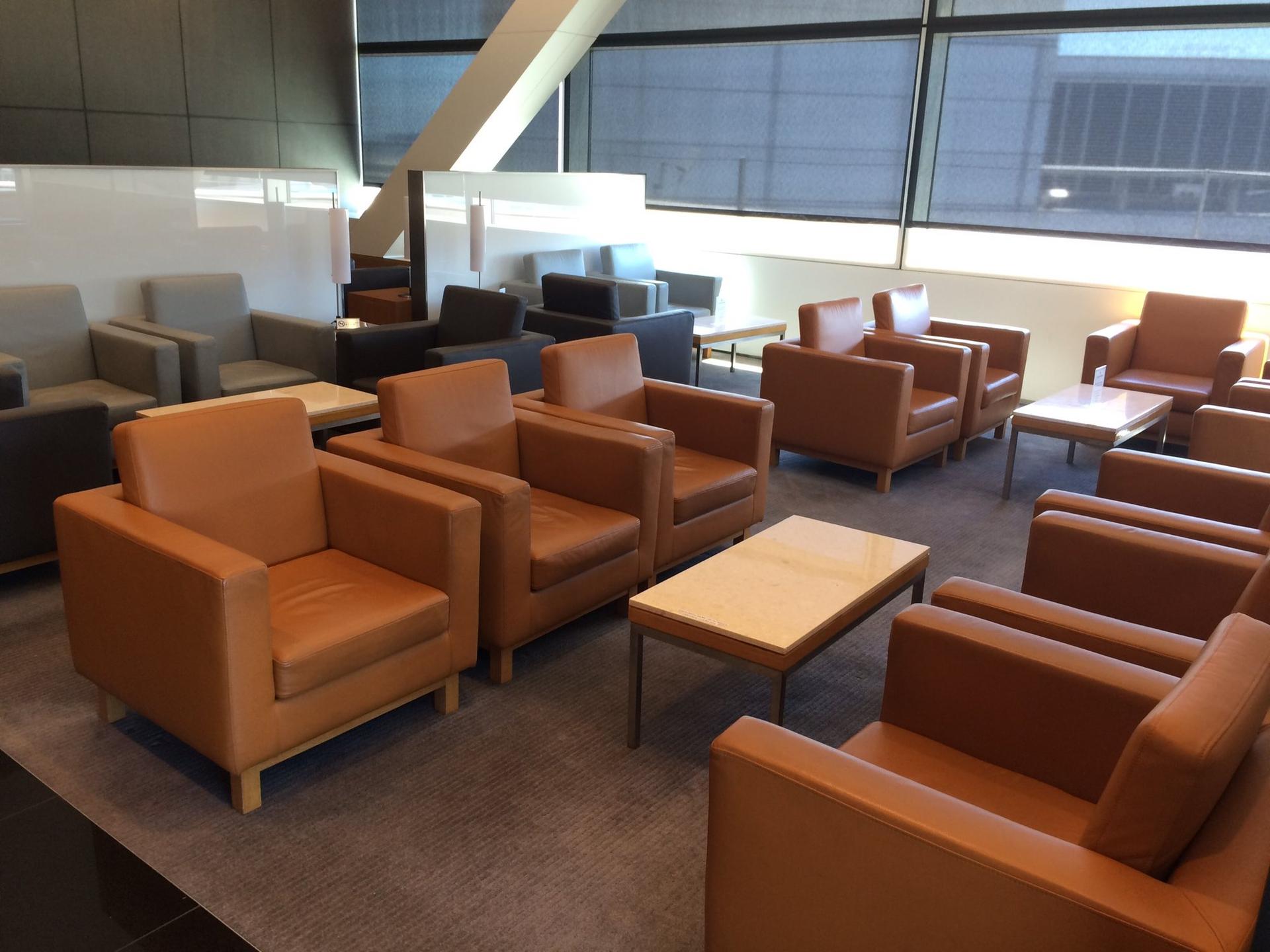 Cathay Pacific First and Business Class Lounge image 31 of 74