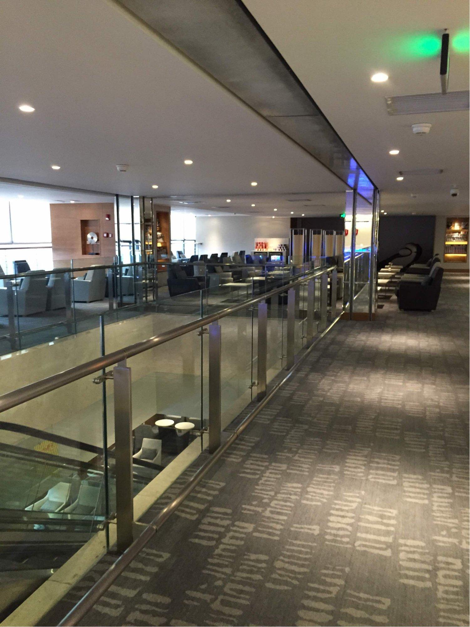 No. 71 Air China Business Class Lounge image 1 of 9