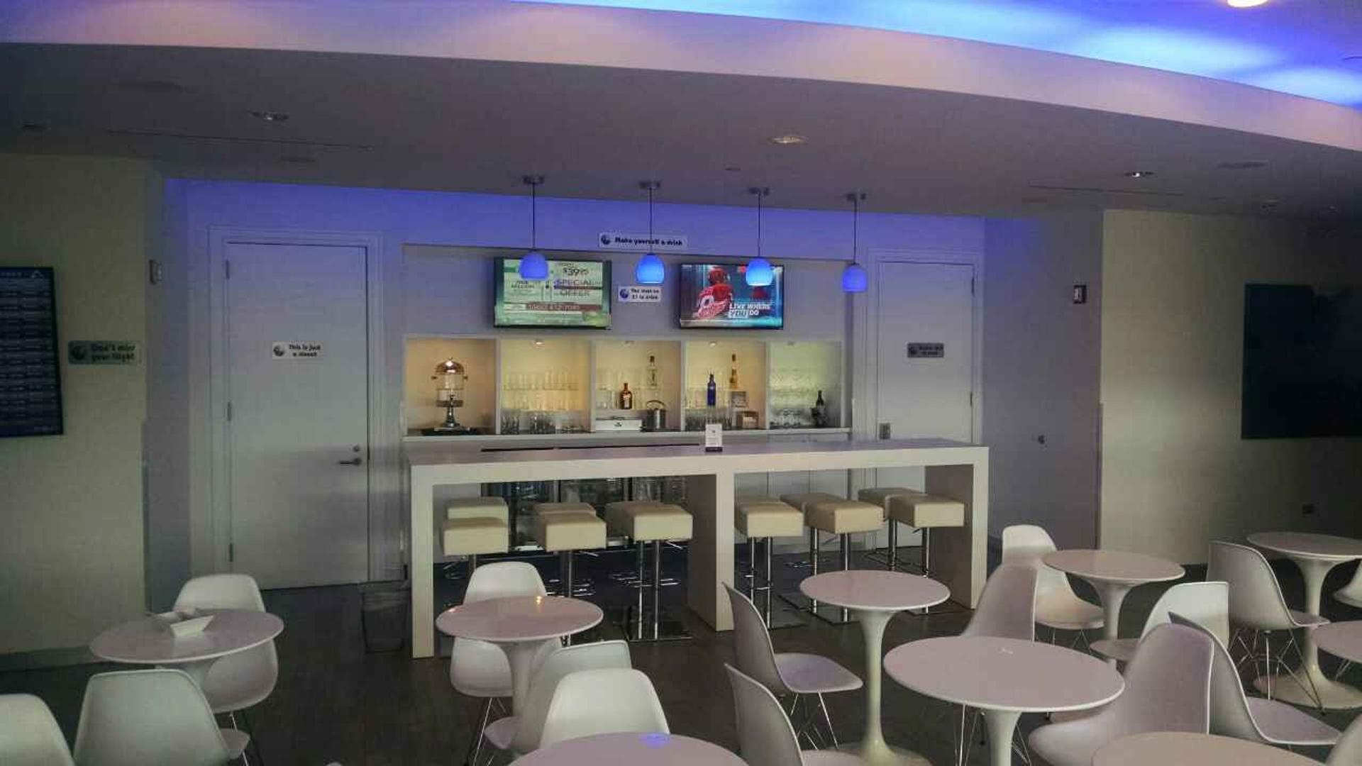 The Lounge San Juan at Terminal C image 14 of 67
