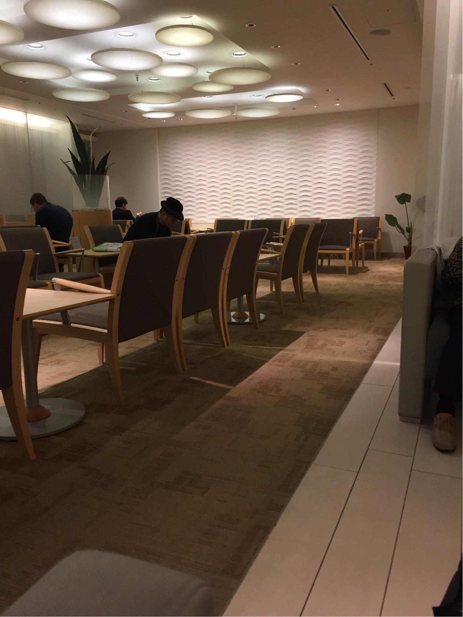 All Nippon Airways ANA Arrival Lounge image 10 of 11