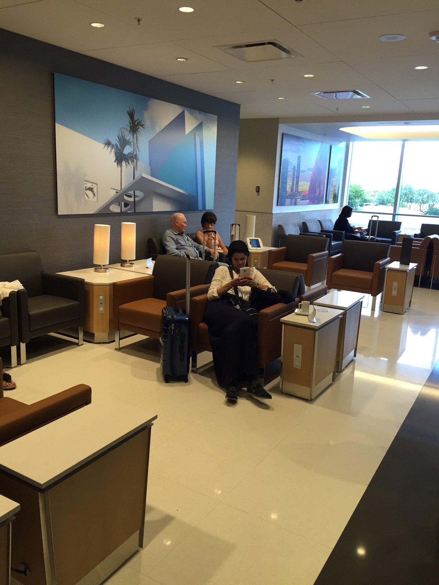 American Airlines Admirals Club (Gate D15) image 14 of 25