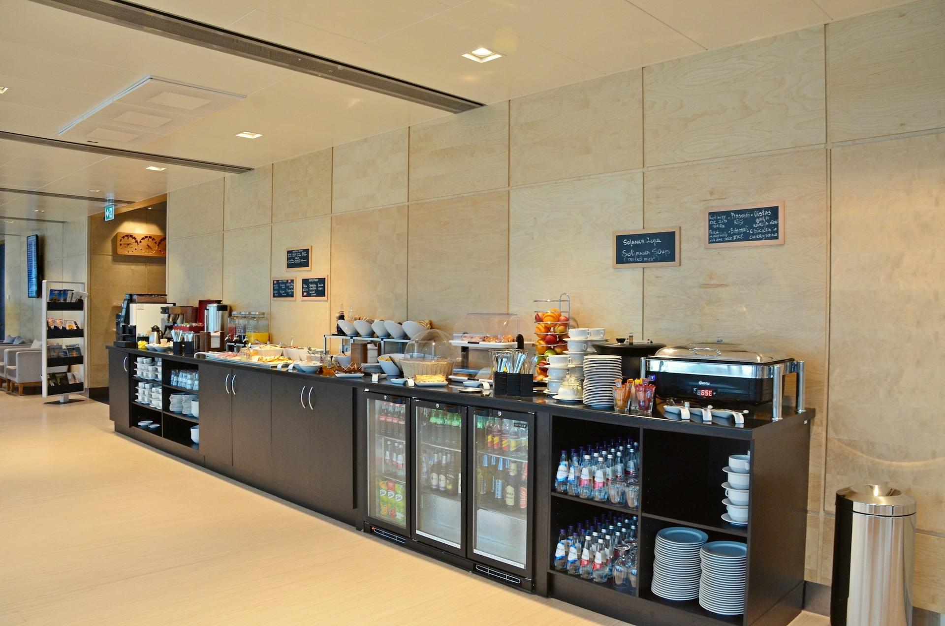 Primeclass Business Lounge image 44 of 48