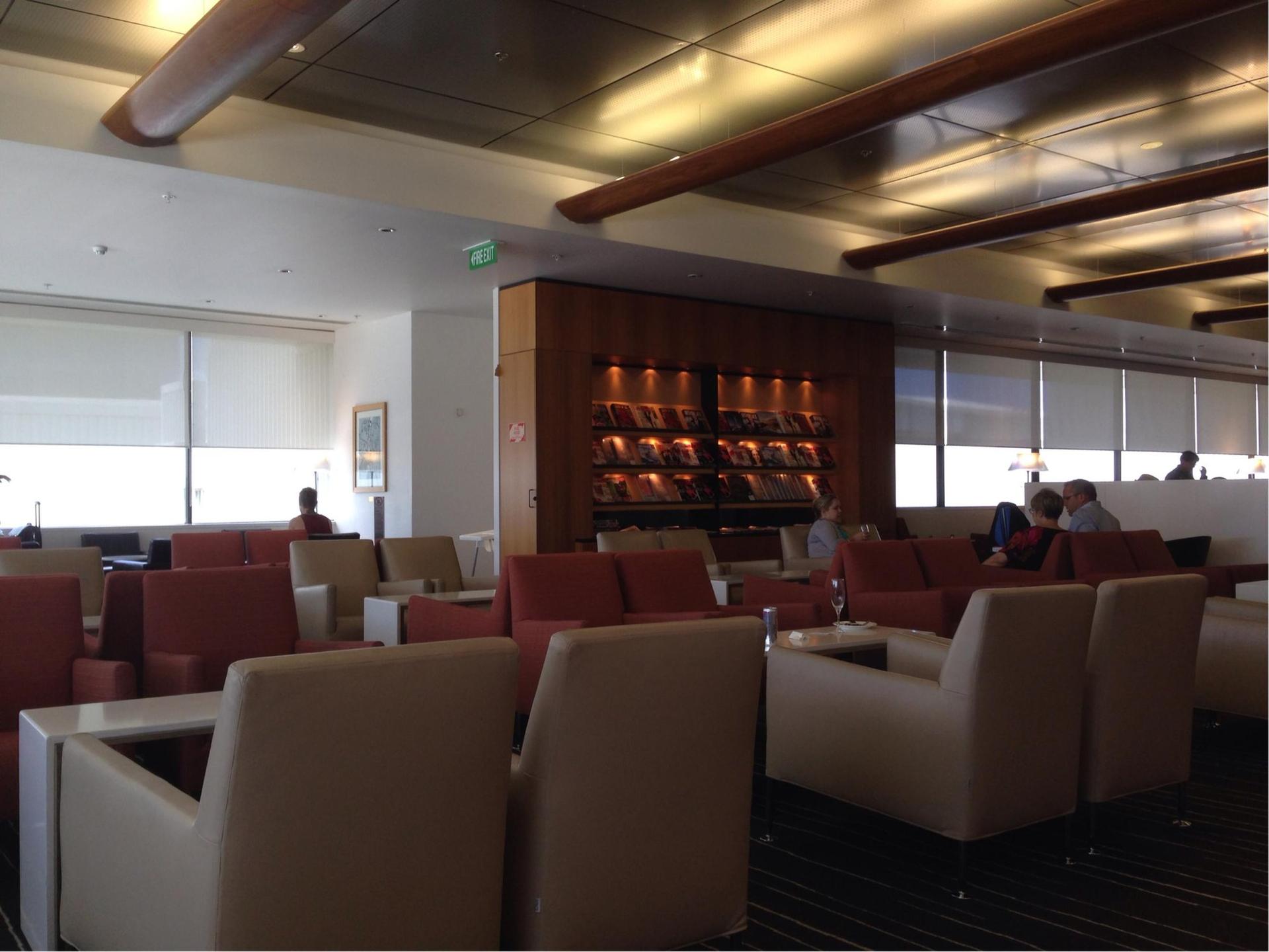 Qantas Airways International Business Lounge image 5 of 37