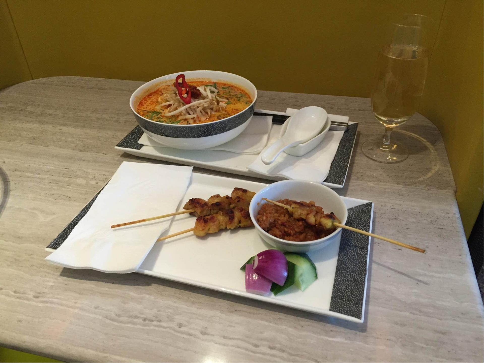 Singapore Airlines SilverKris First Class Lounge image 9 of 17