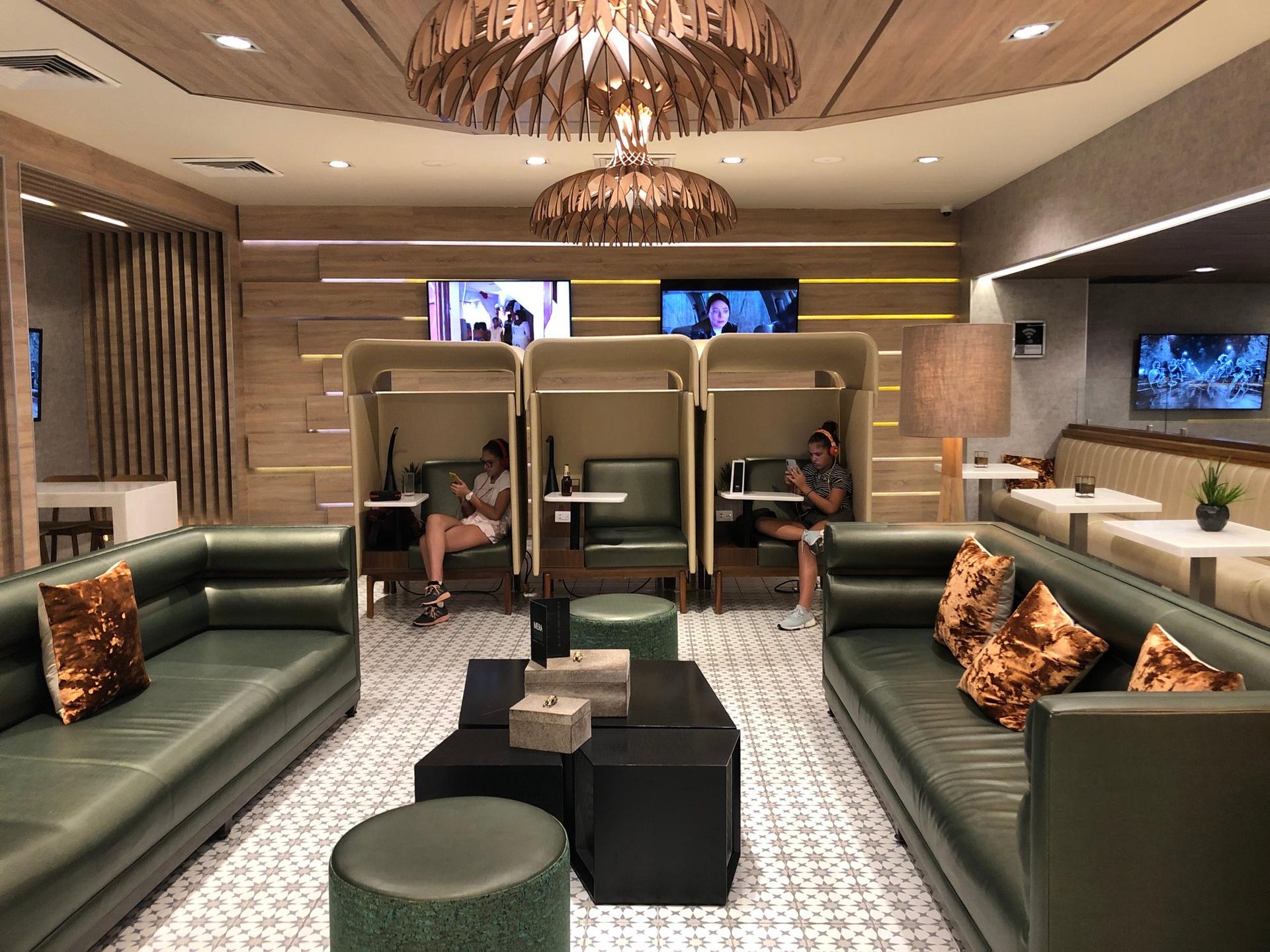 Mera Business Lounge (International) image 20 of 58