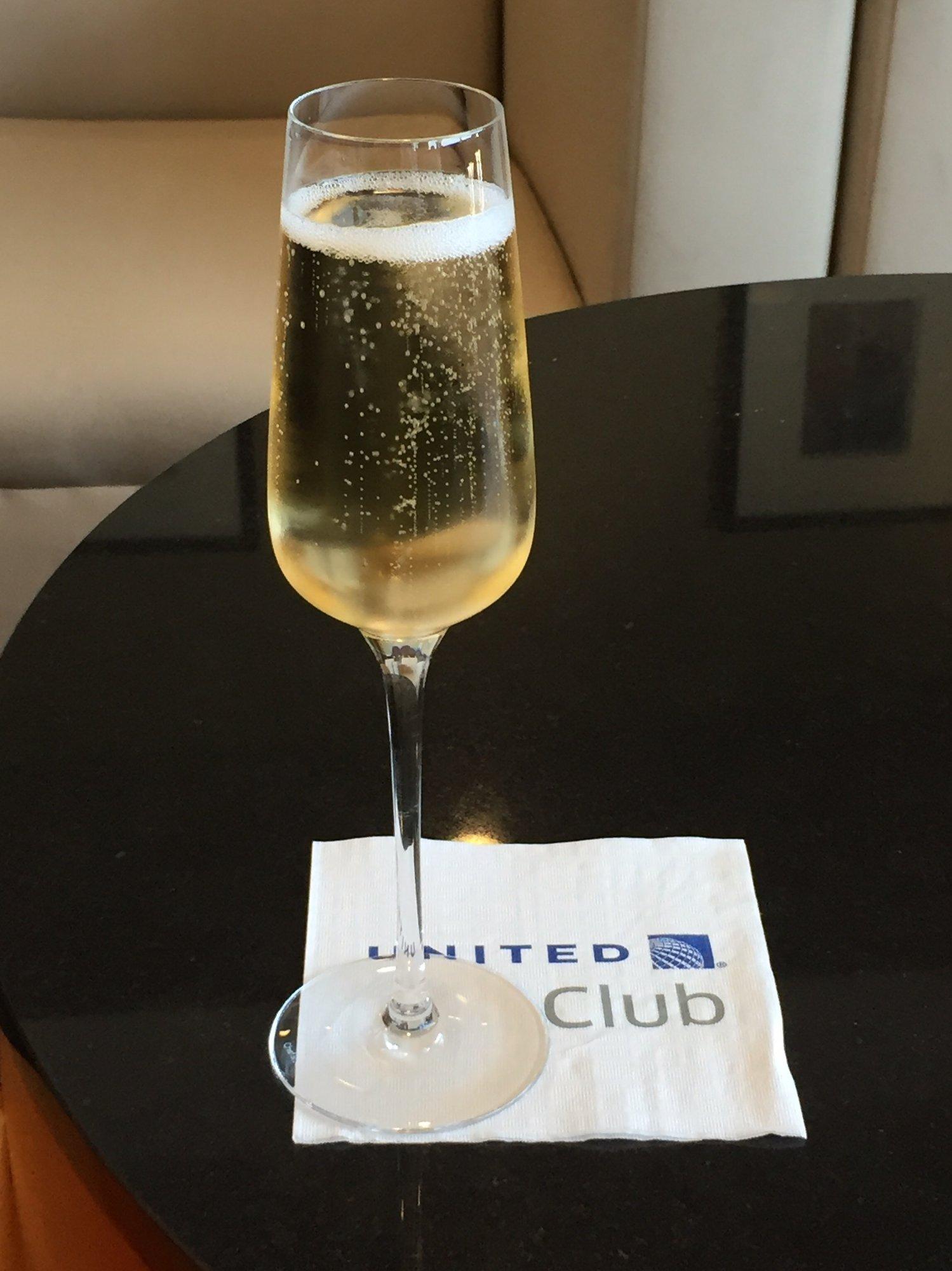 United Airlines United Club image 1 of 22