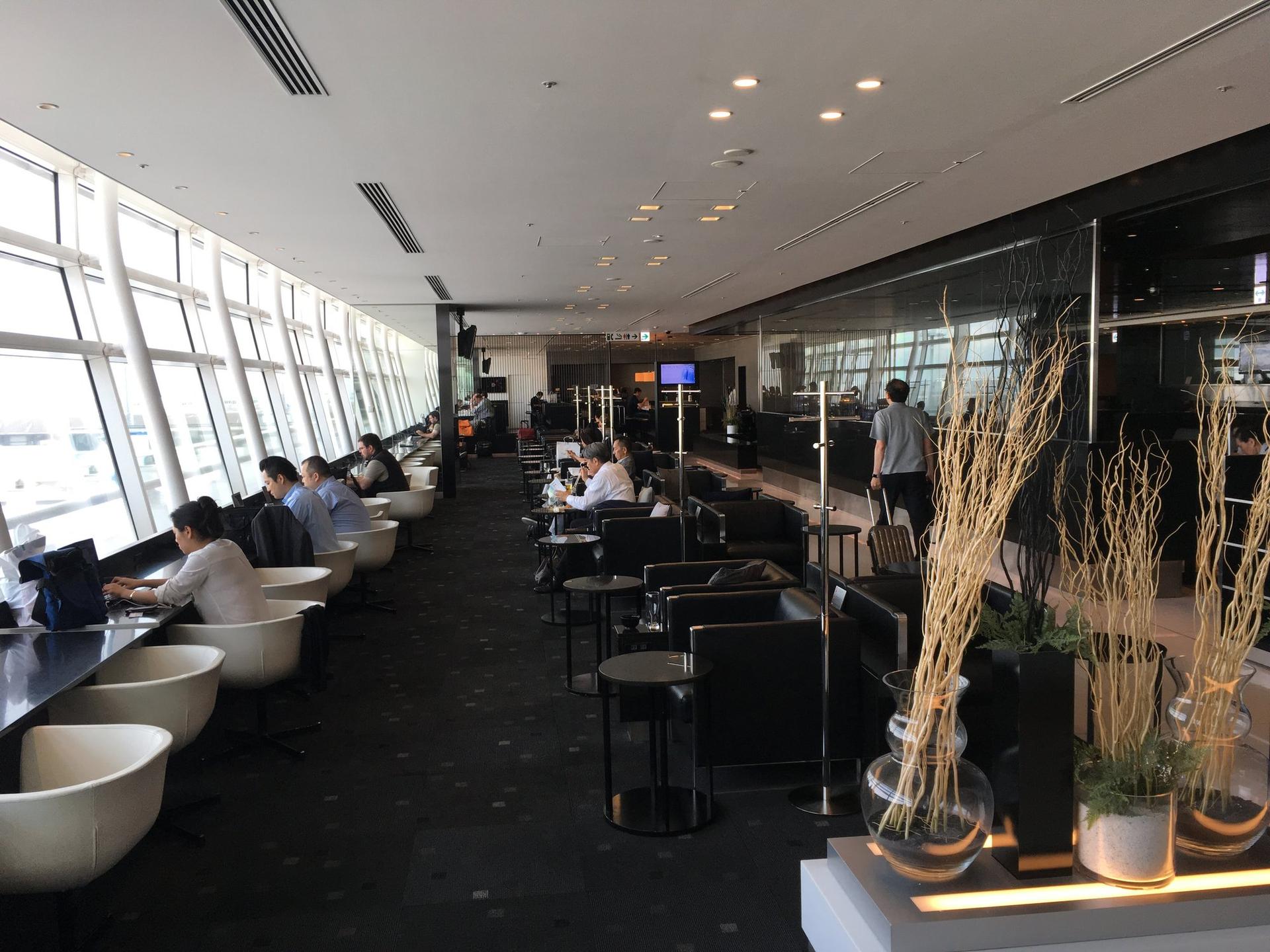 All Nippon Airways ANA Lounge (Gate 110) image 38 of 41