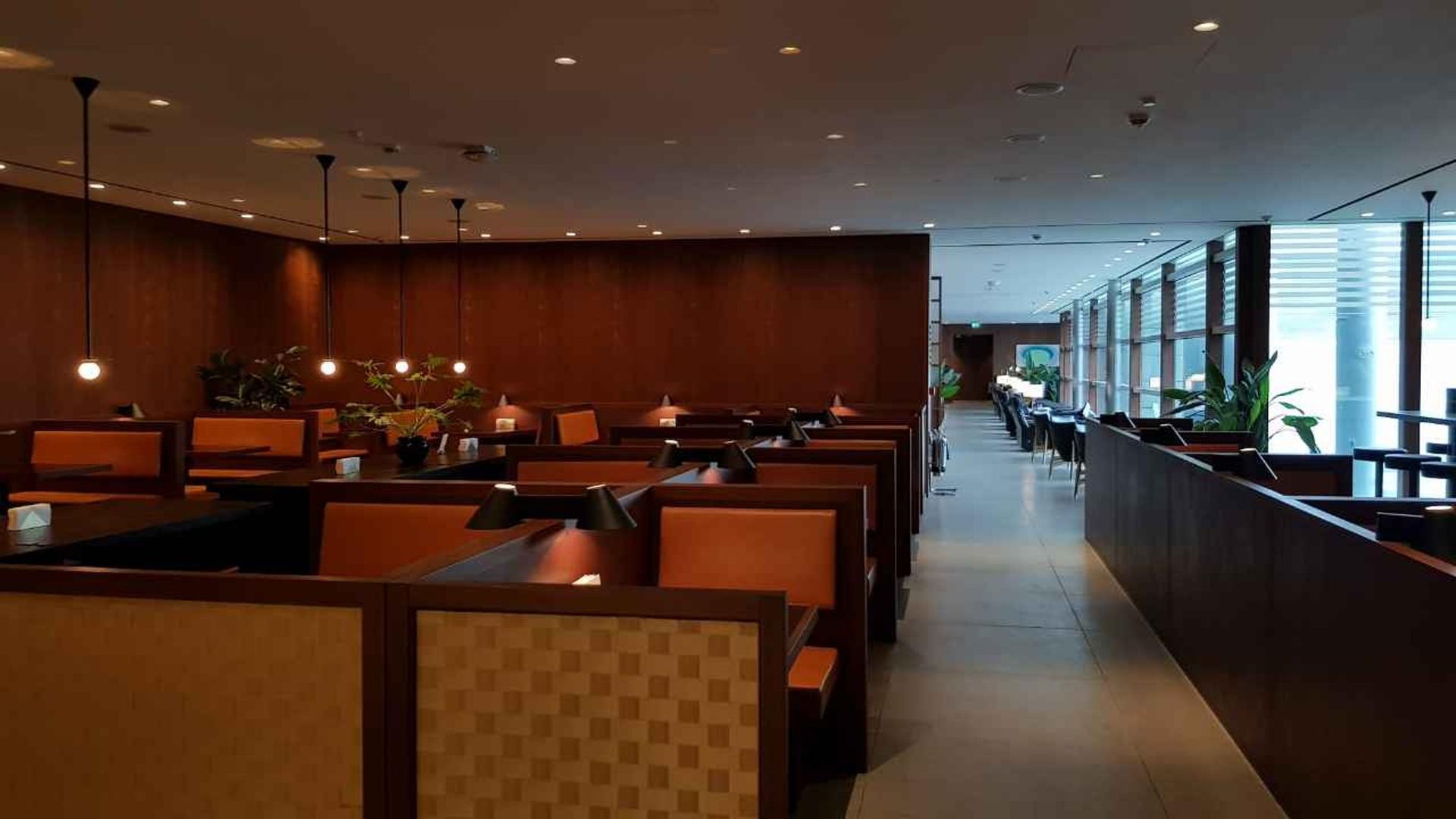 Cathay Pacific Business Class Lounge image 2 of 48