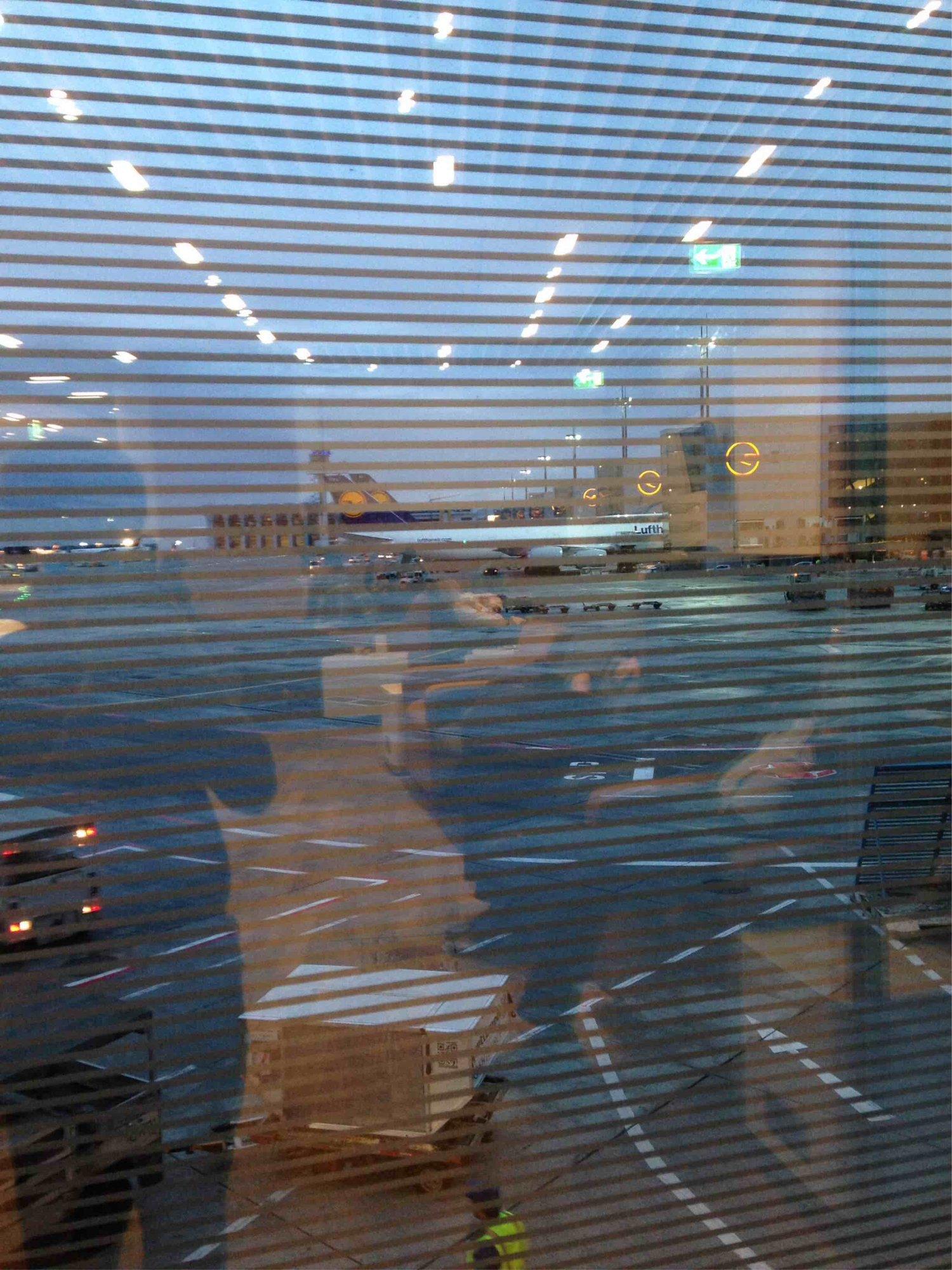 Lufthansa Business Lounge (Schengen, Gate A13) image 11 of 13