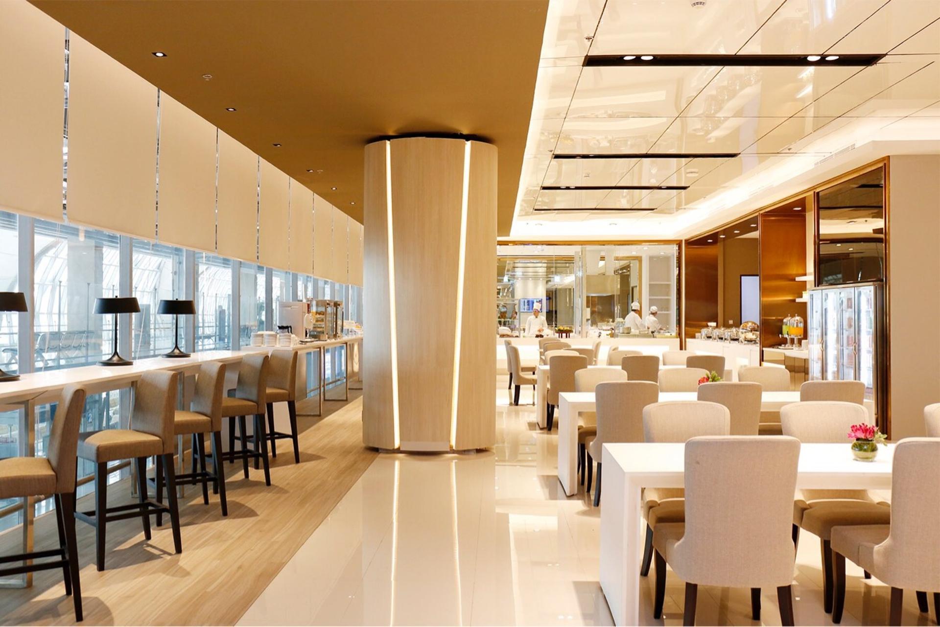 Miracle Business Class Lounge image 6 of 12