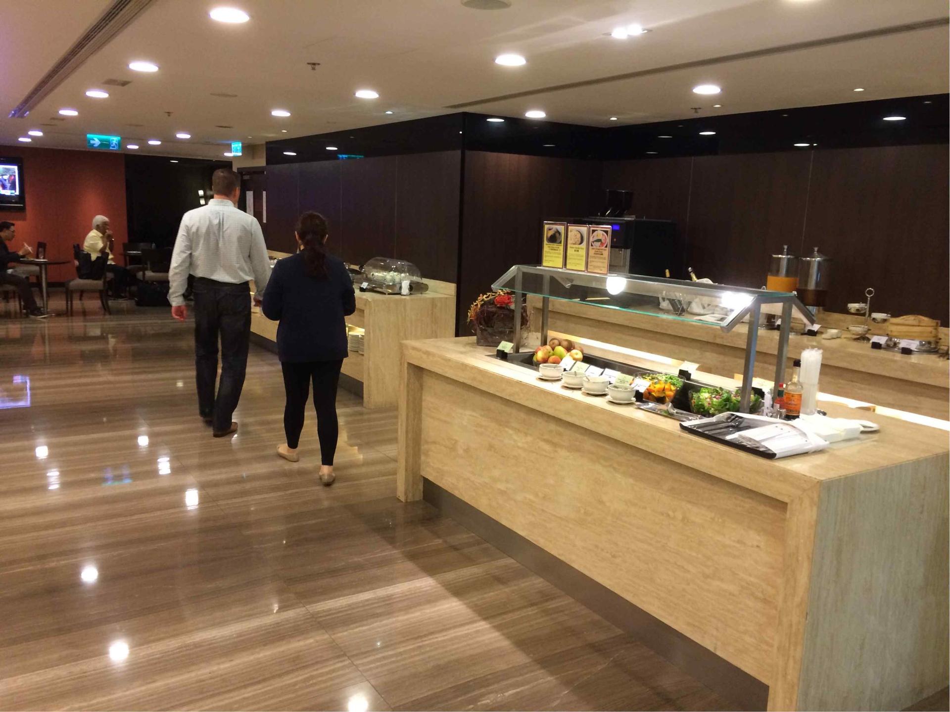 Singapore Airlines SilverKris Business Class Lounge image 2 of 68