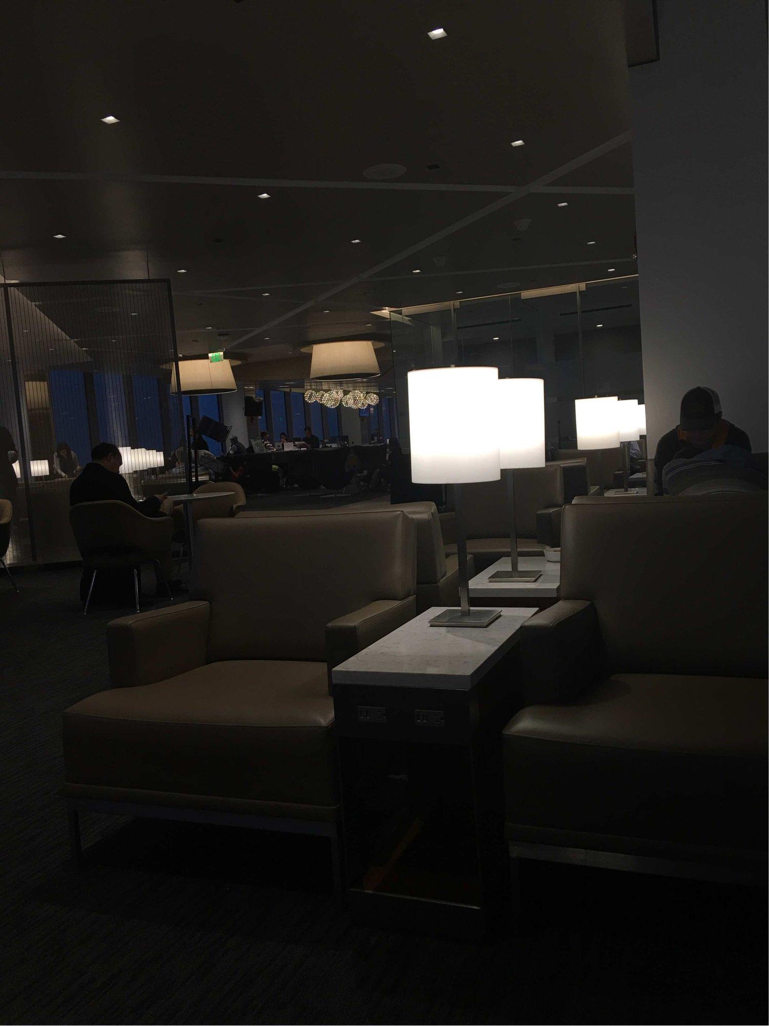 United Airlines United Club image 28 of 28