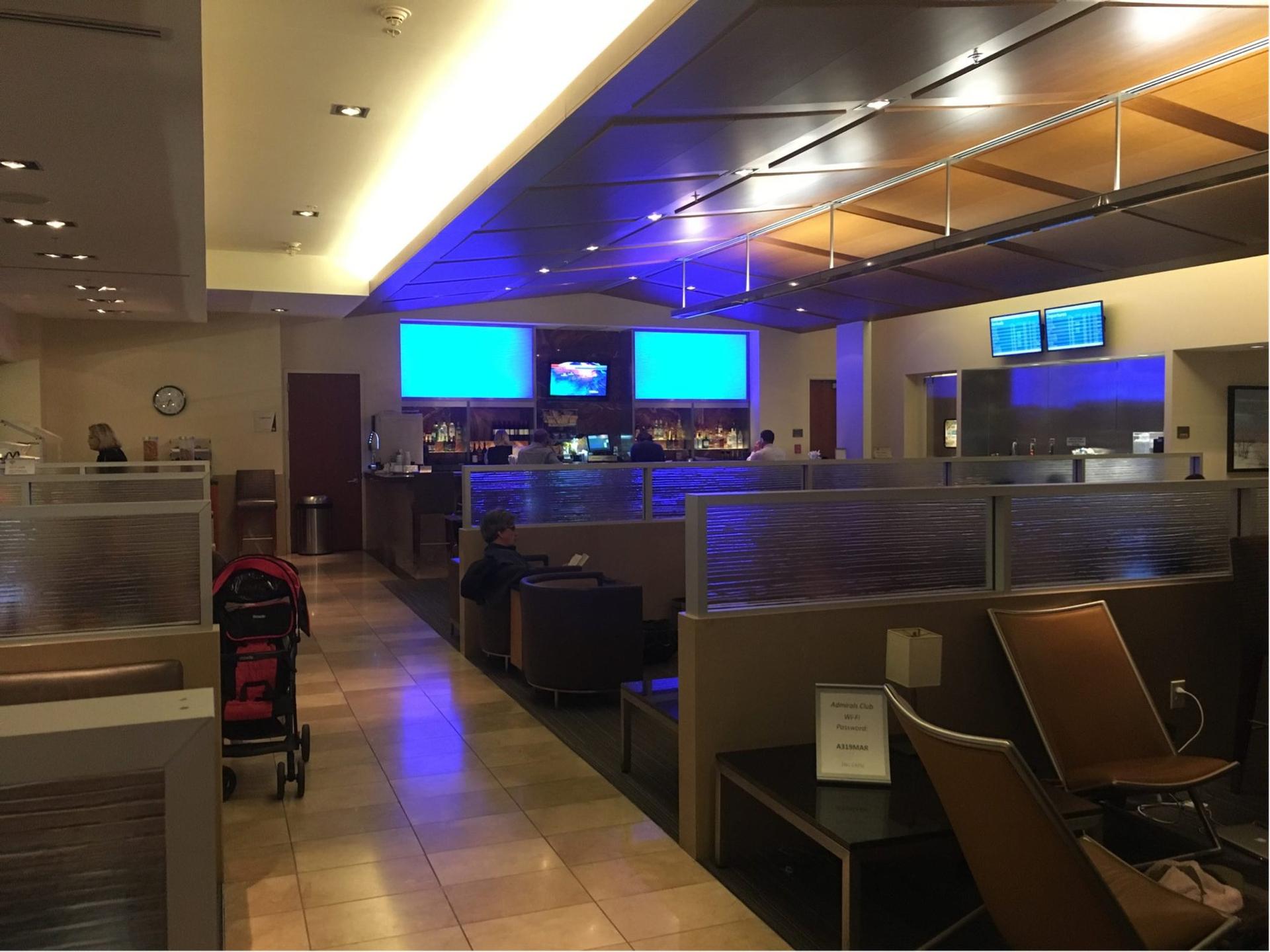 American Airlines Admirals Club image 19 of 31