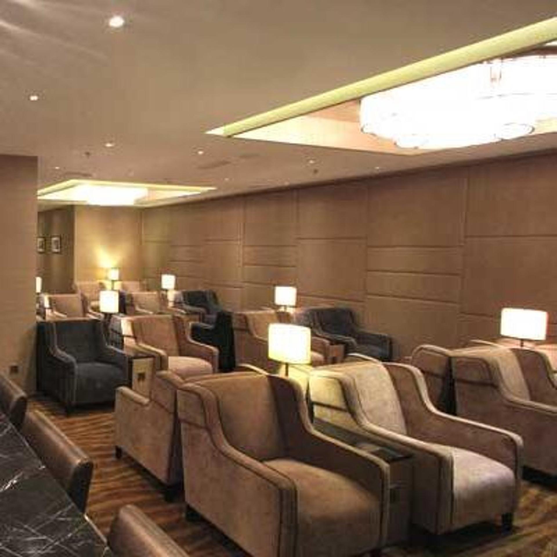 Plaza Premium Lounge (International Departures) image 11 of 22