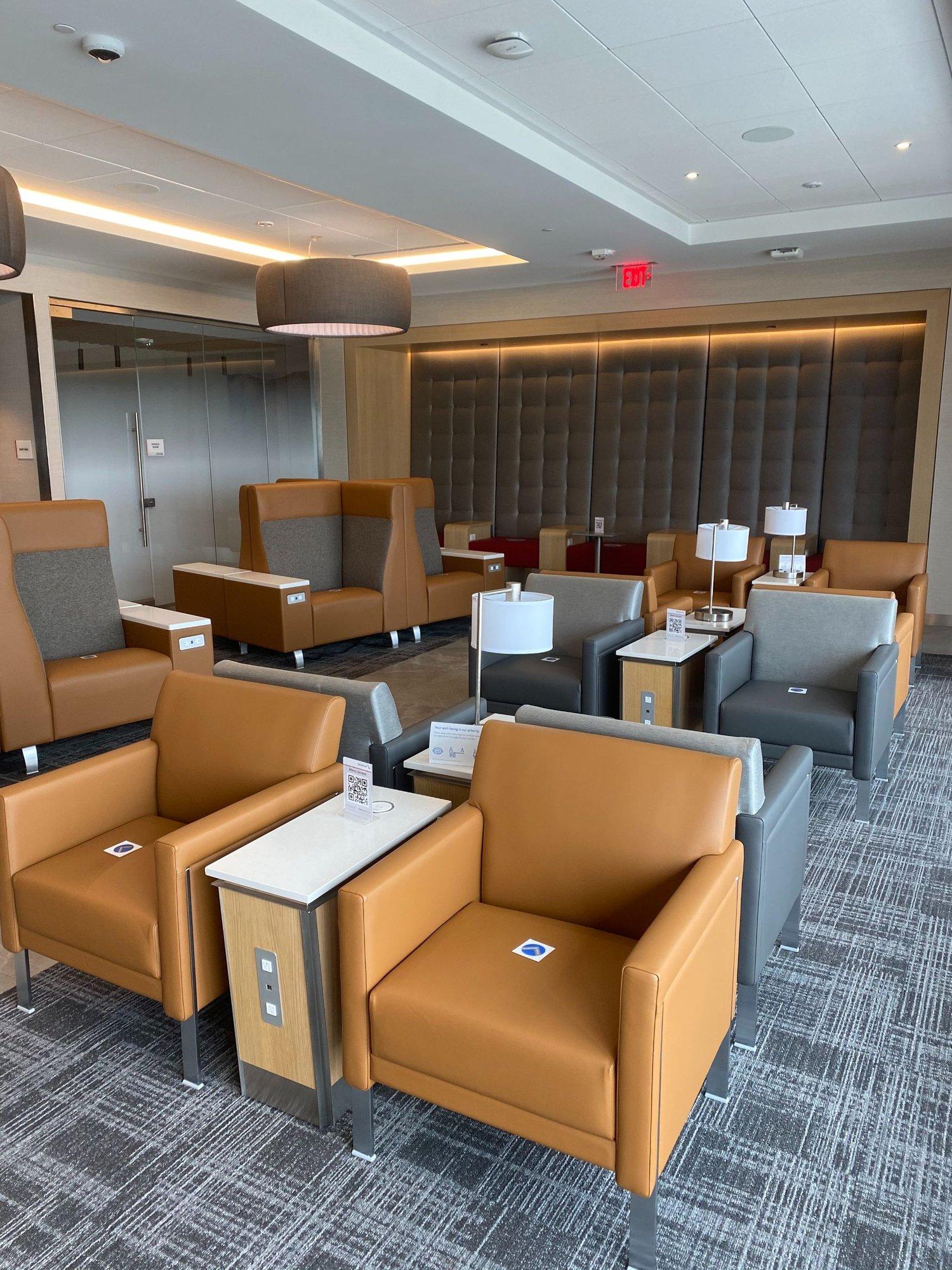 American Airlines Admirals Club image 4 of 4